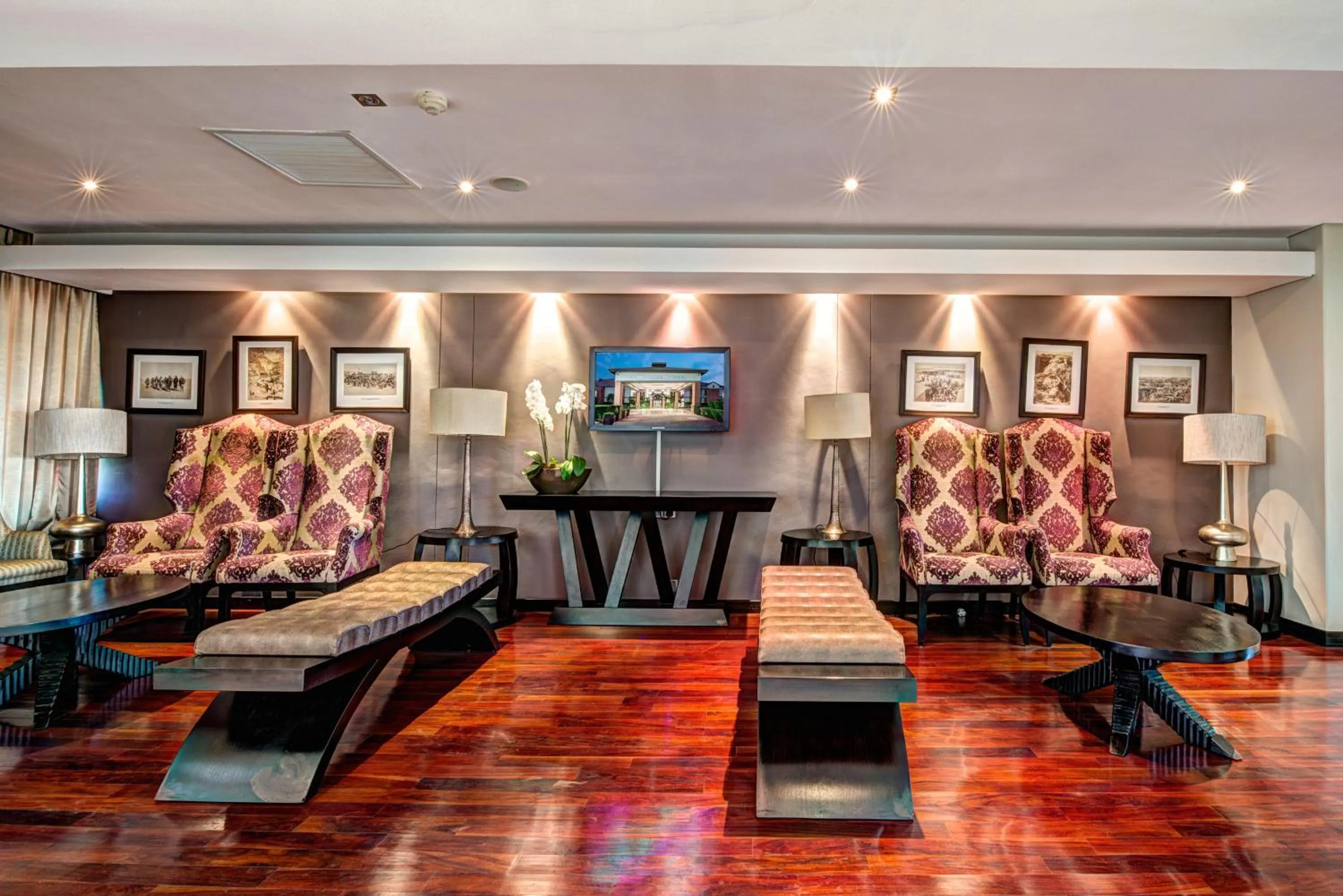 Lobby or reception in Royal Marang Hotel