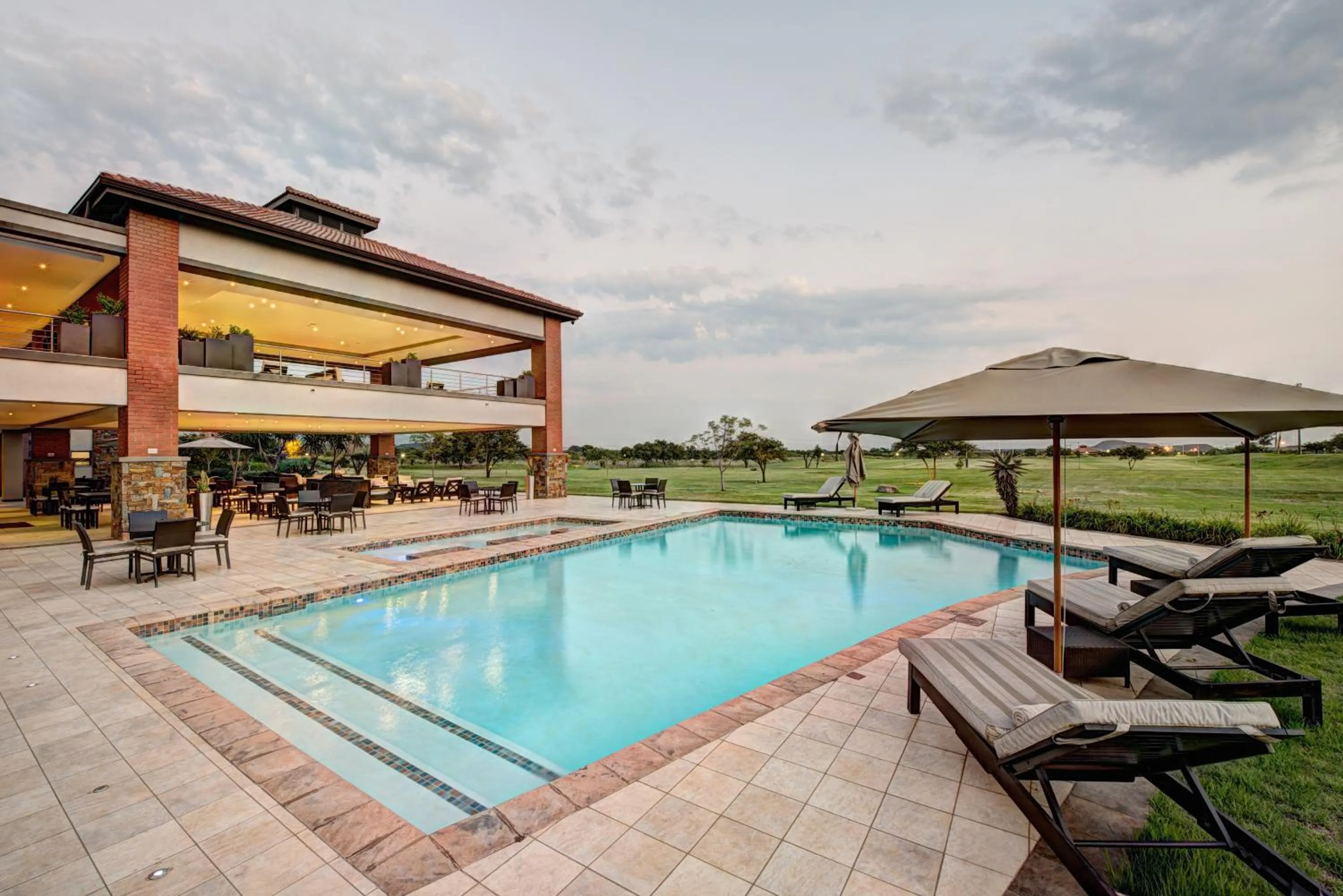 Facade/entrance in Royal Marang Hotel
