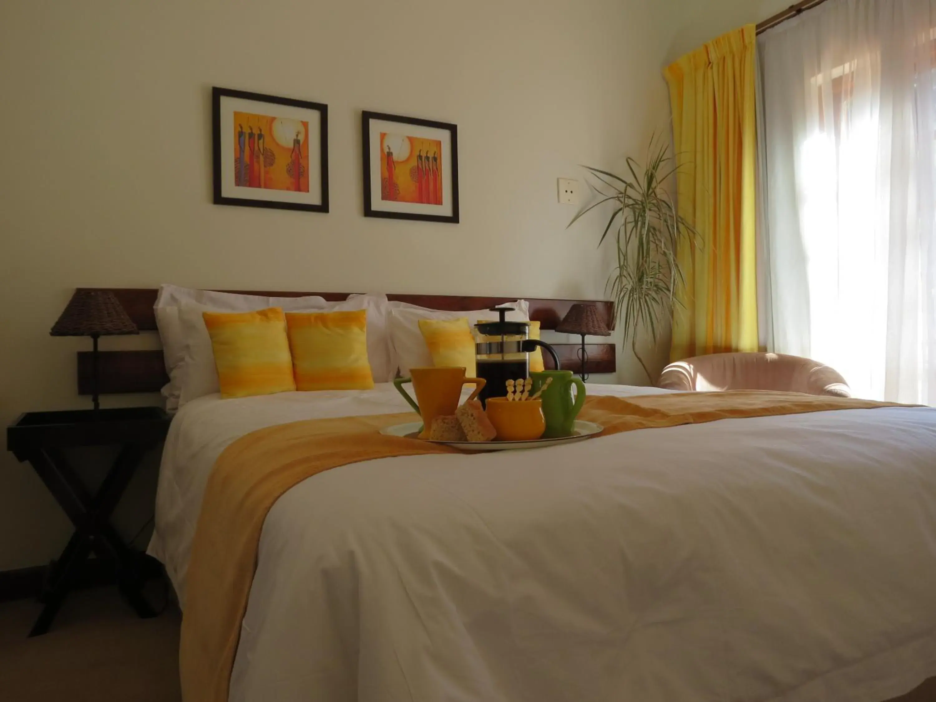 Standard Twin Room - single occupancy in Touraco Guesthouse Standard Twin Room - single occupancy in Touraco Guesthouse