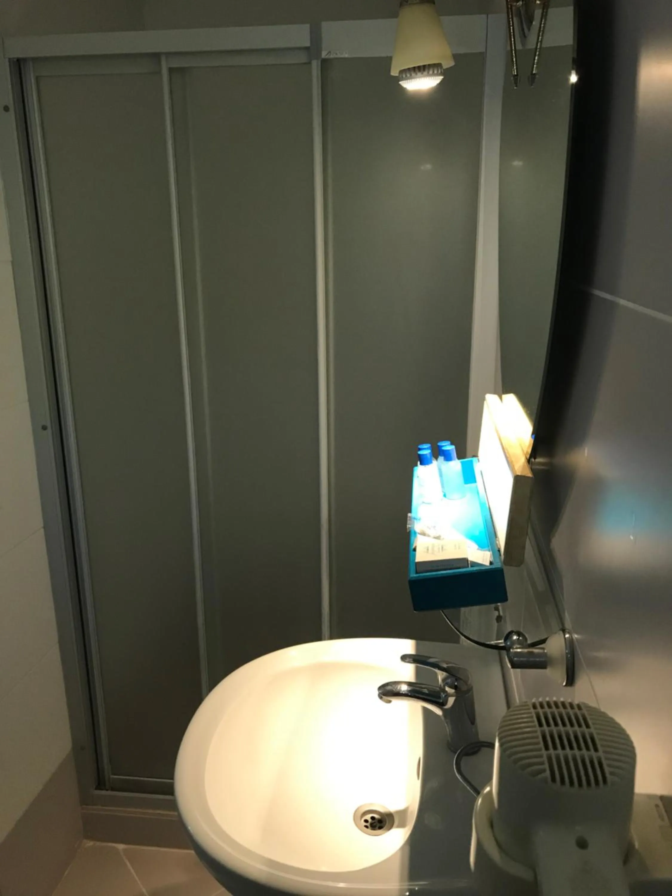 Bathroom in Foca Antik Otel