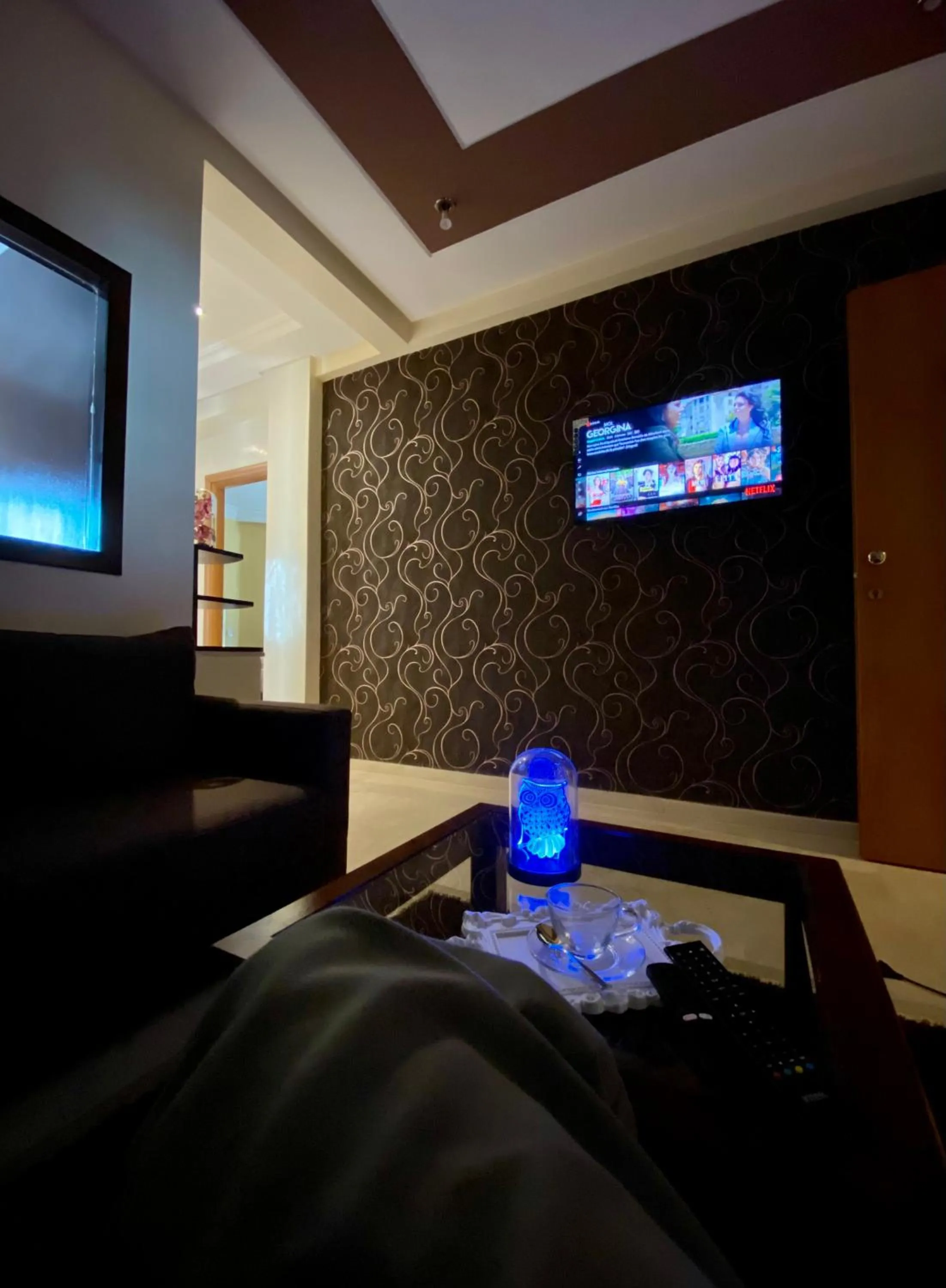 Communal lounge/ TV room in Appart Hôtel Oleandro