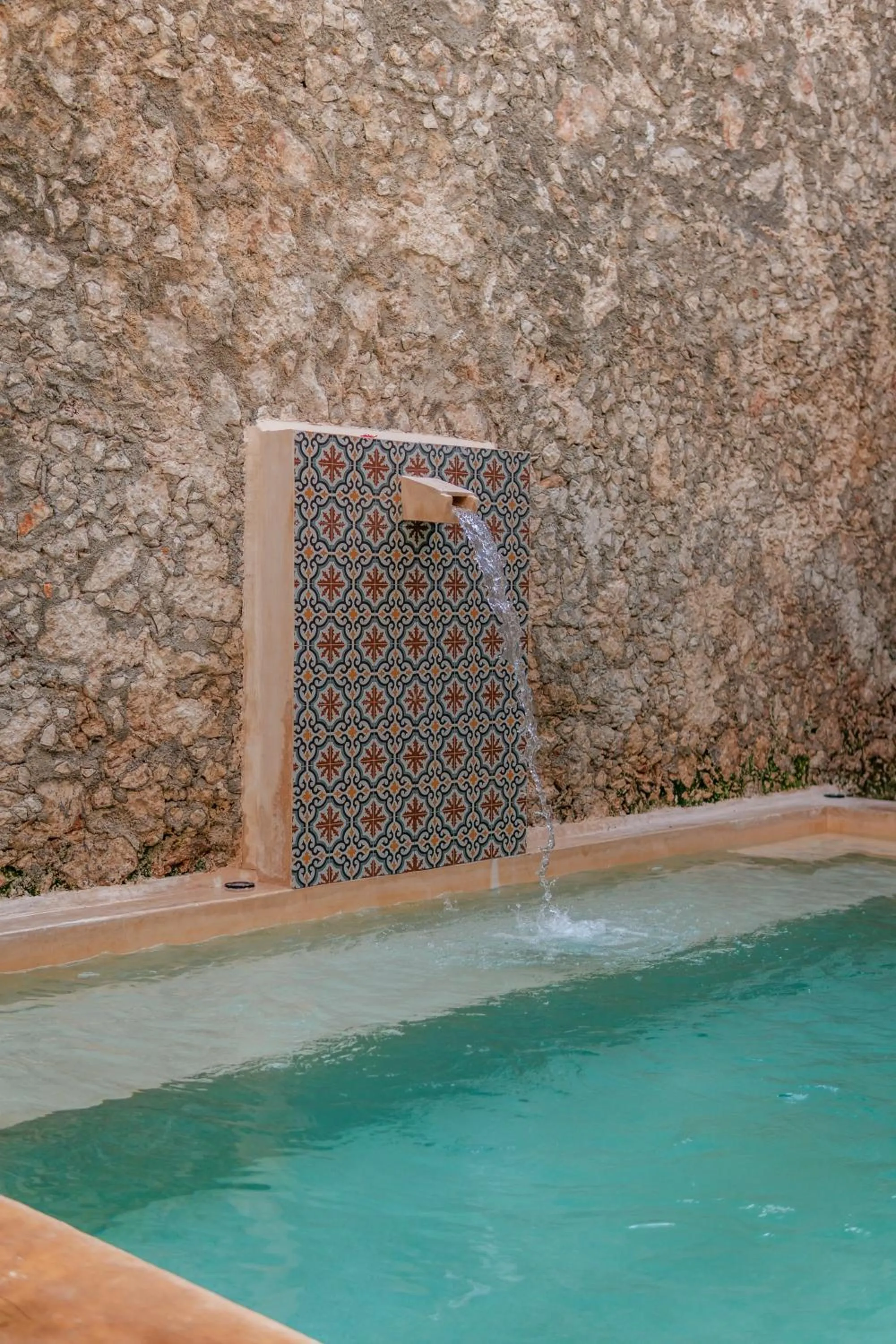 Swimming pool in Hotel Casa 57