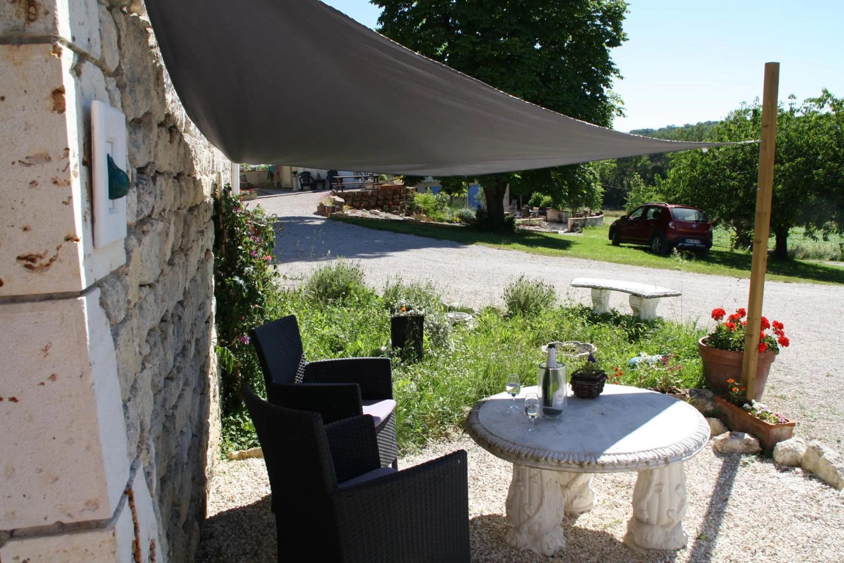 Facade/entrance in La Perle du Lot