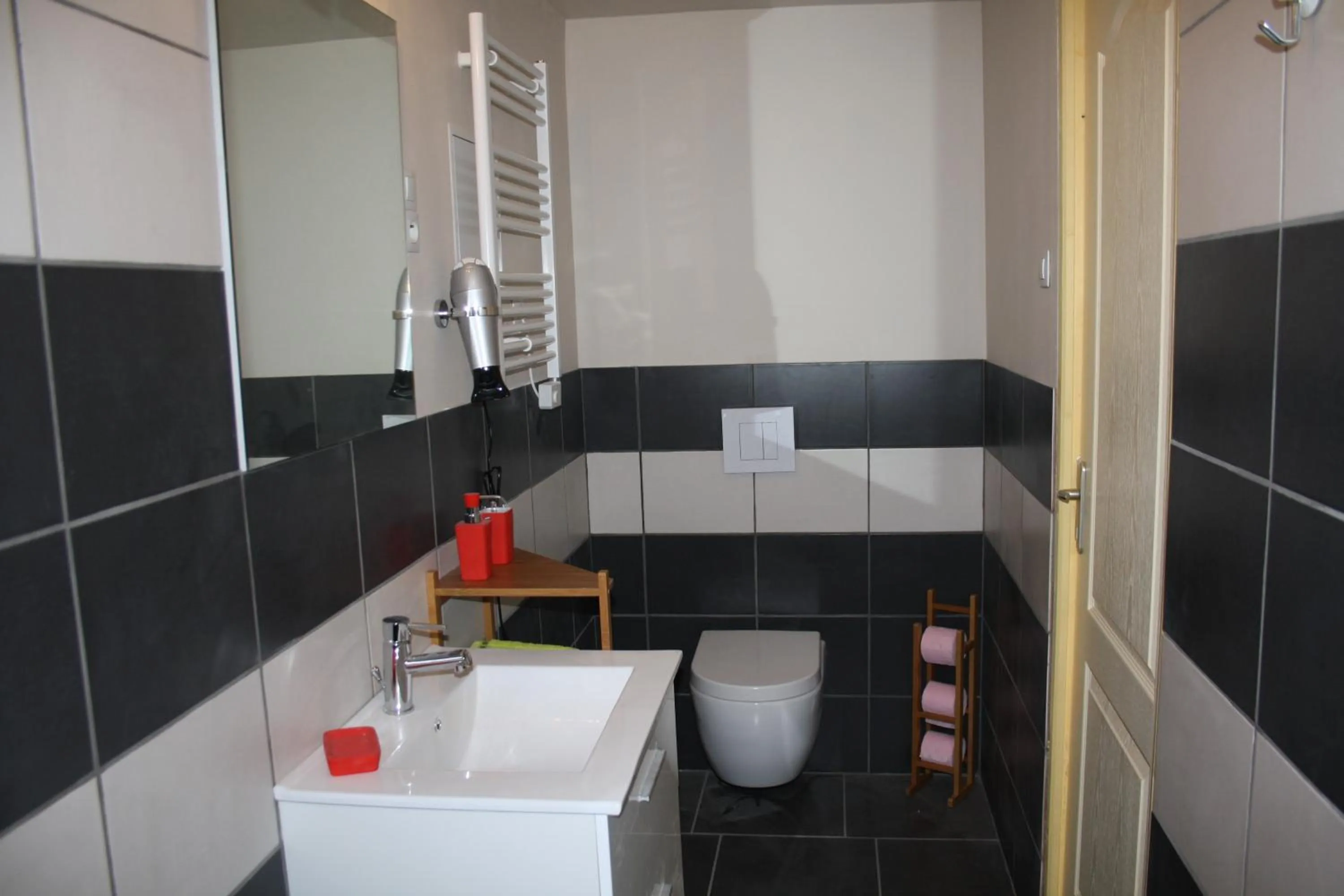 Bathroom in La Perle du Lot