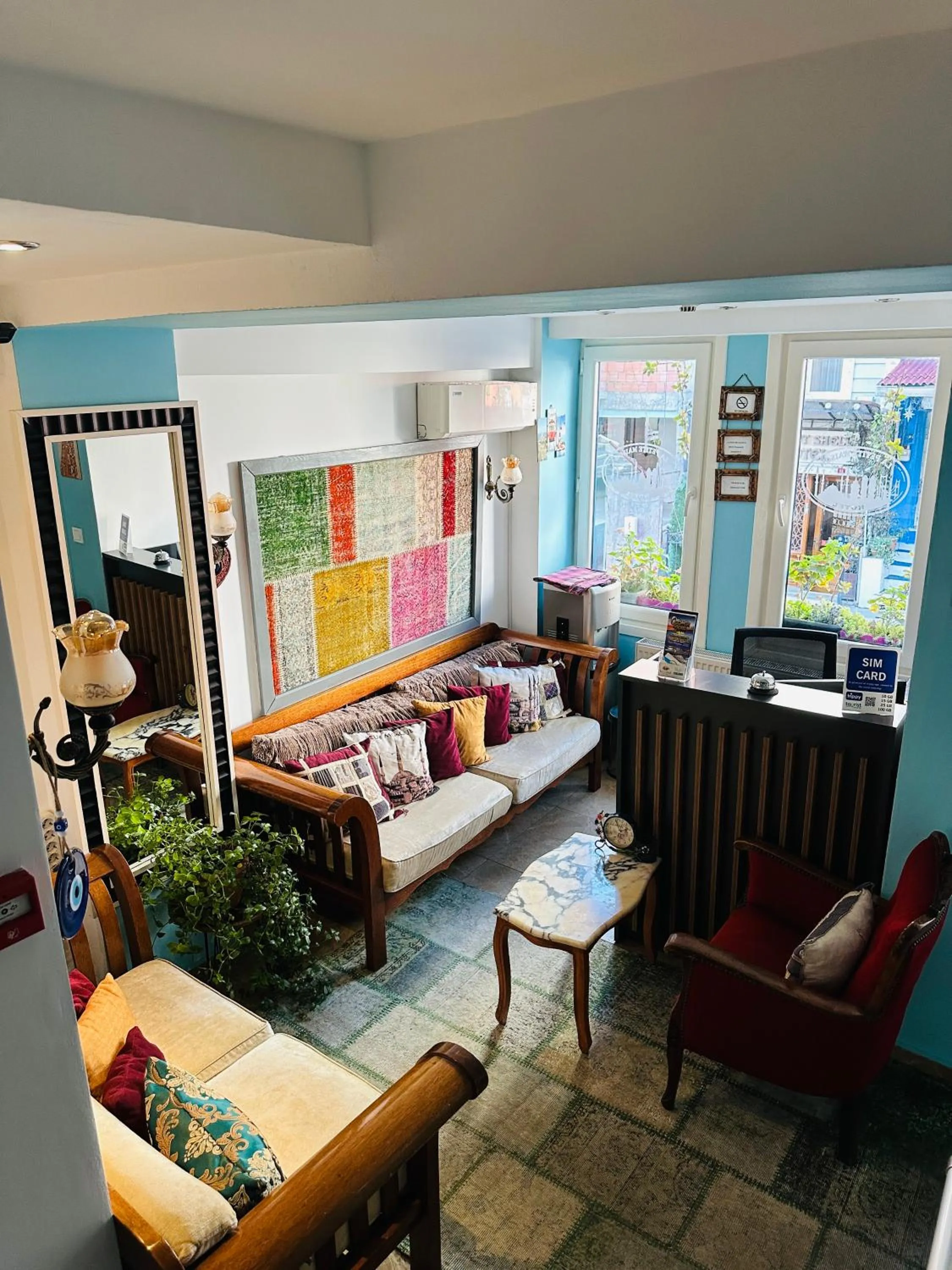 Lobby or reception in La Petite Maison Hotel