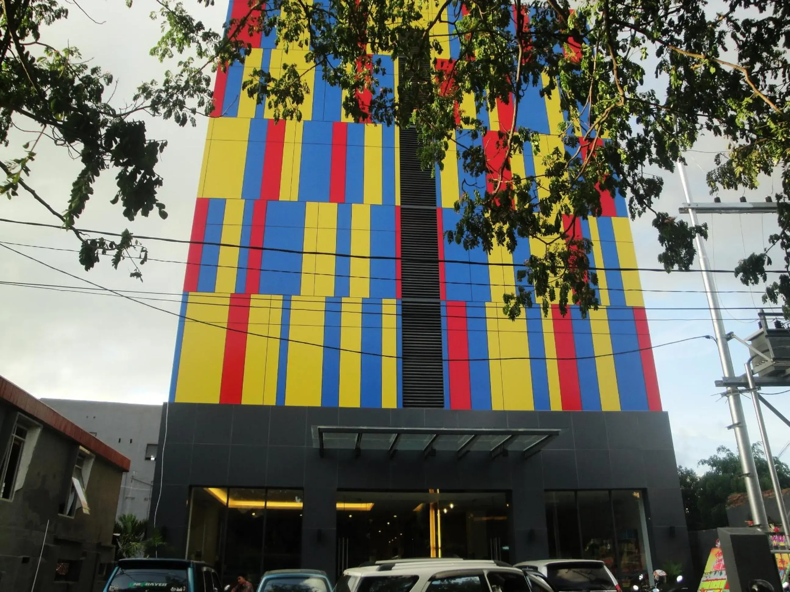 Facade/entrance, Property Building in Top Hotel Manado By Gran Puri