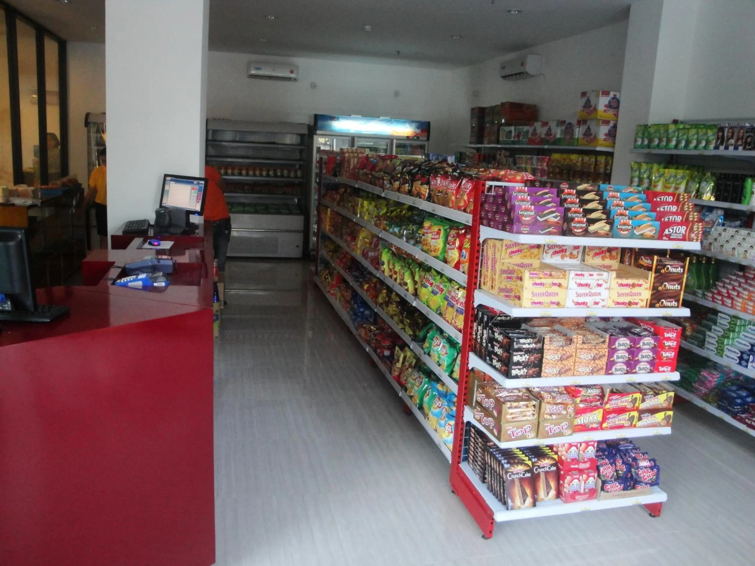 On-site shops in Top Hotel Manado by Gran Puri