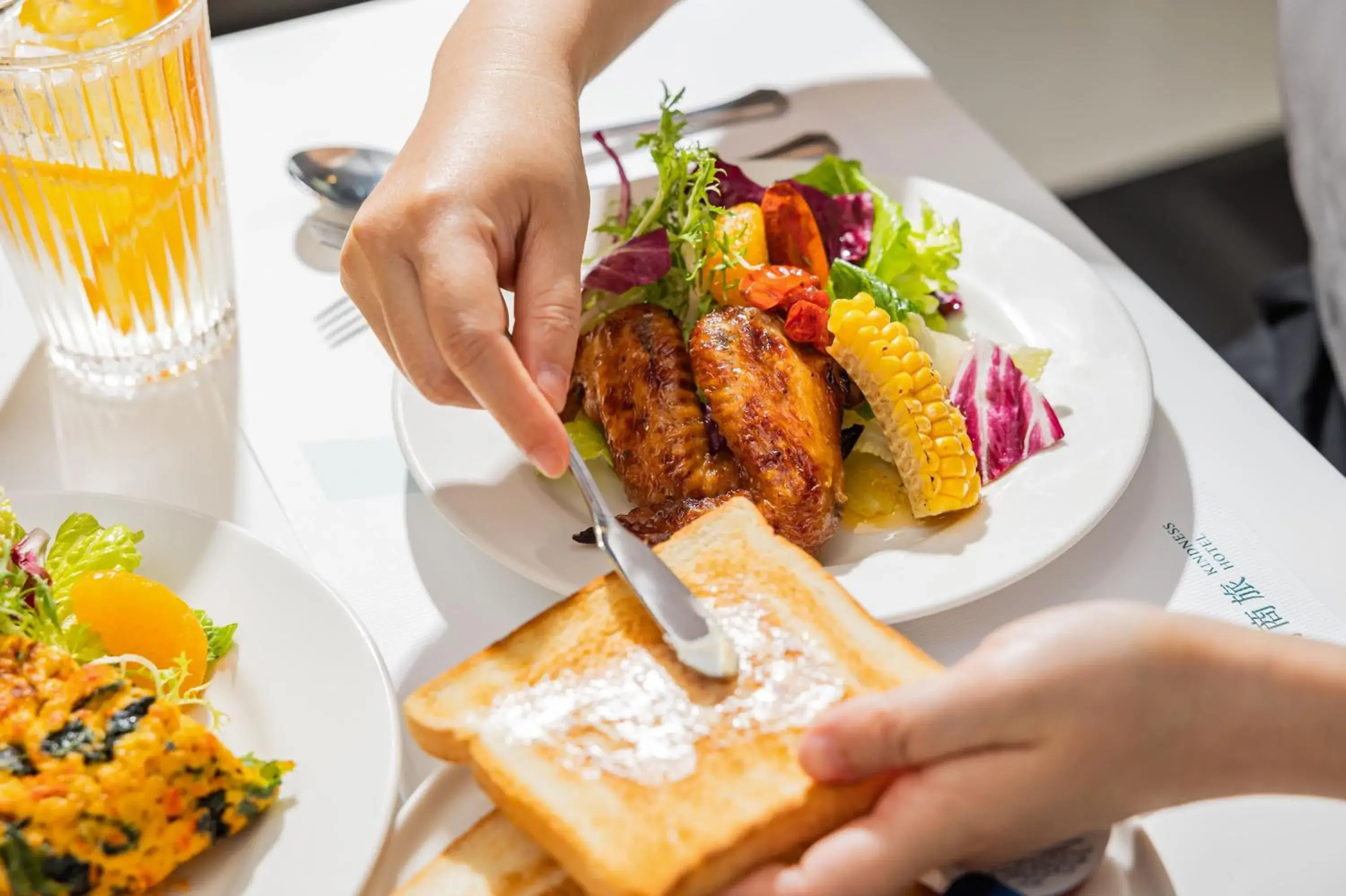 Food and drinks in Kindness Hotel - Kaohsiung Main Station Food and drinks in Kindness Hotel - Kaohsiung Main Station