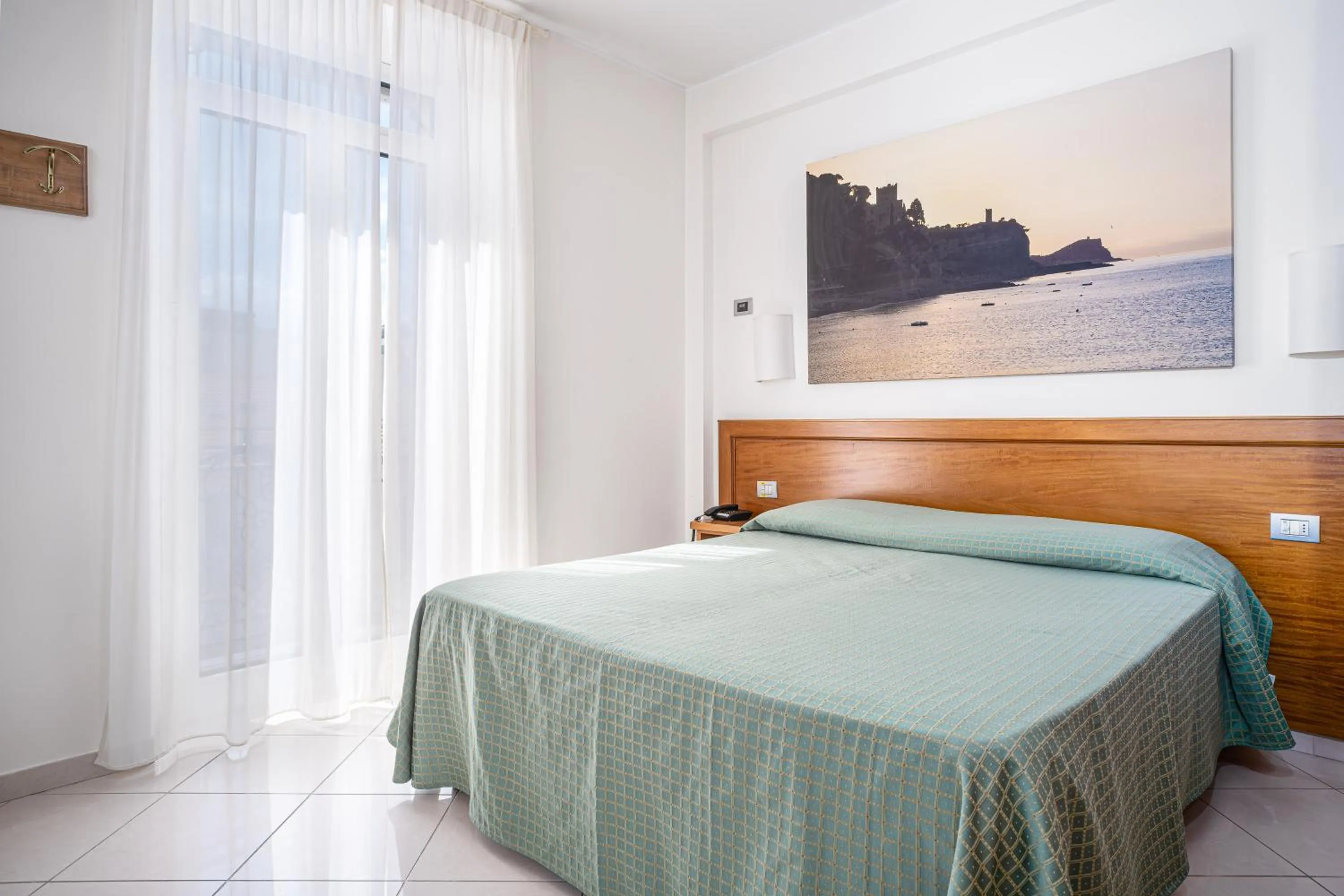 Bedroom, Bed in Lido Resort