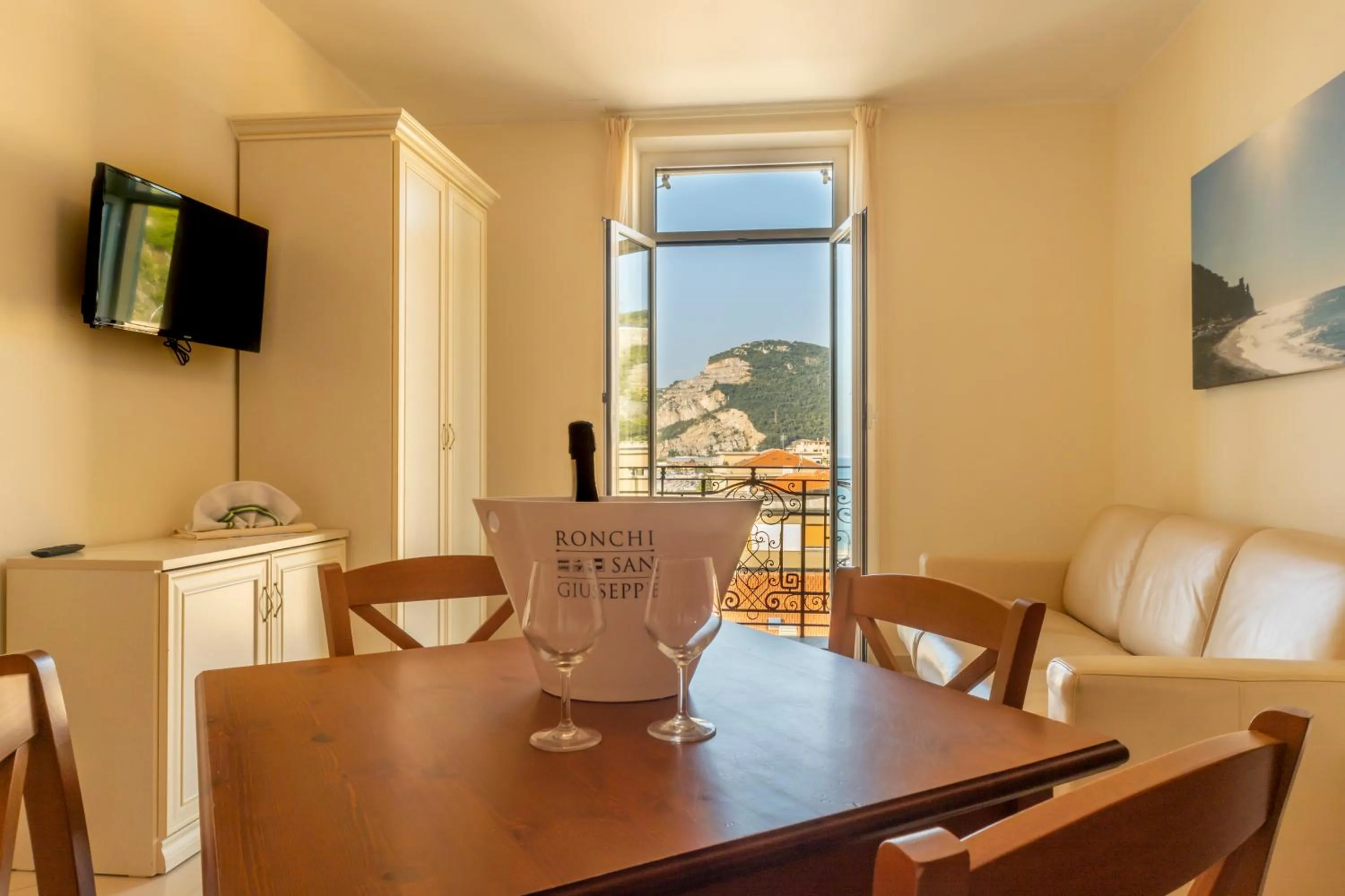 Living room in Lido Resort