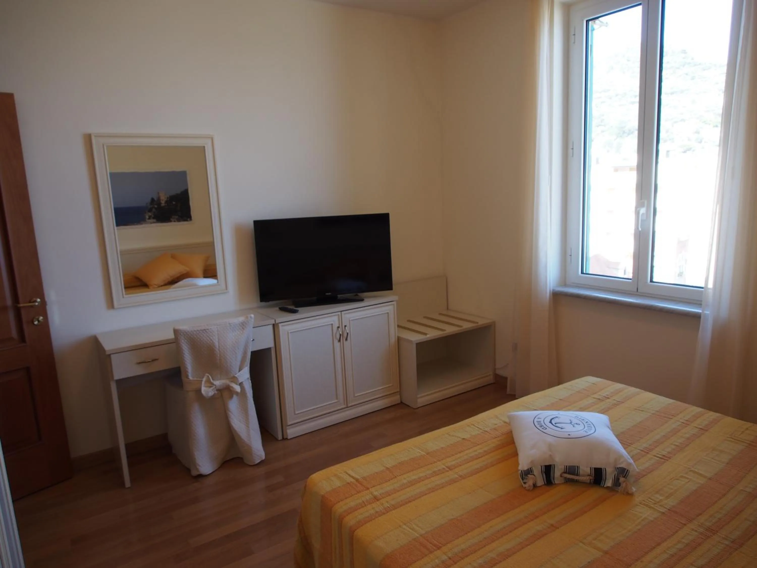 Night, Bed in Lido Resort