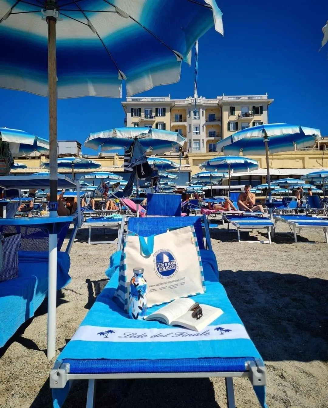 Beach in Lido Resort