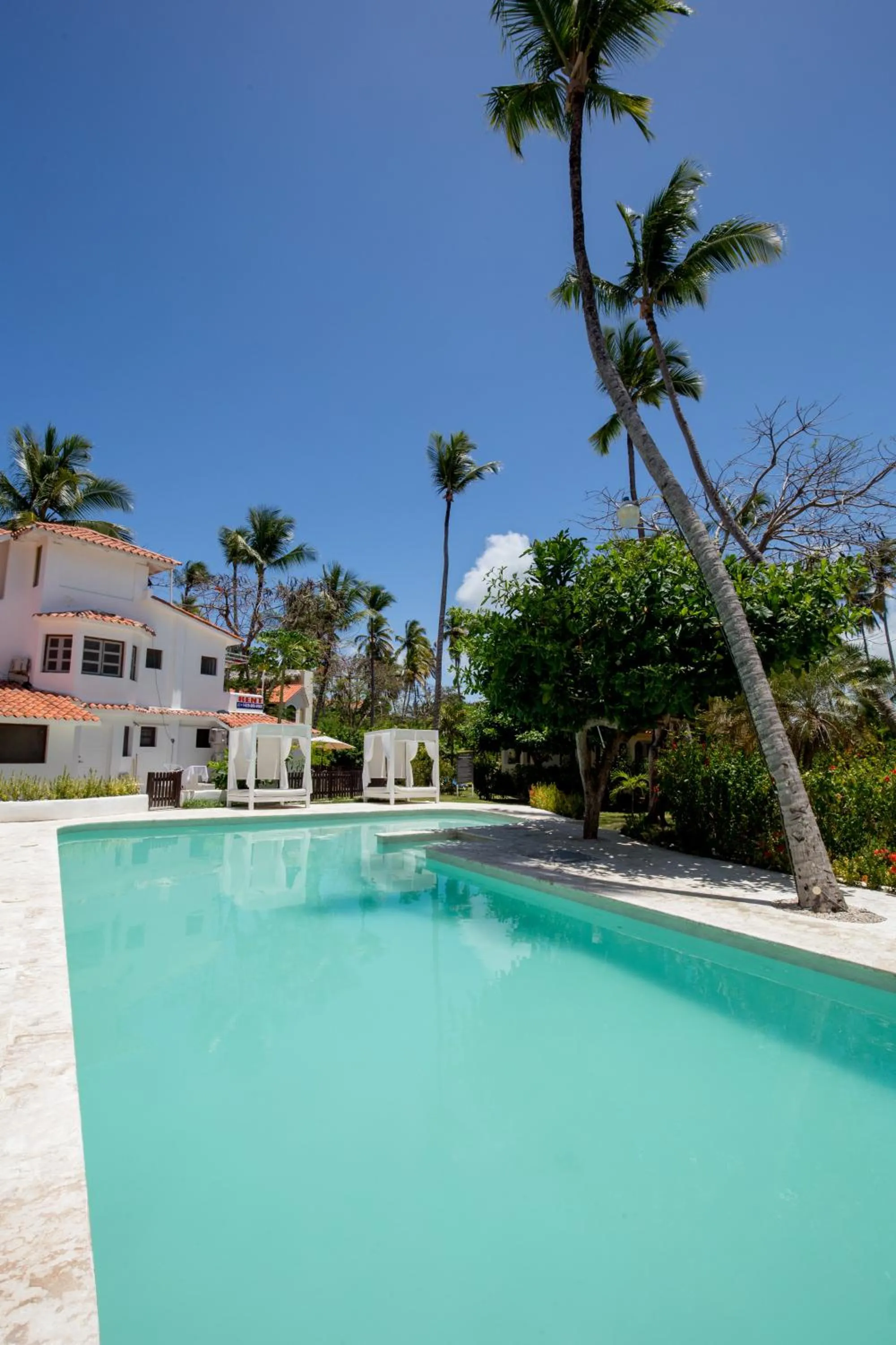 Swimming pool in Los Corales Beach Village Punta Cana - The original