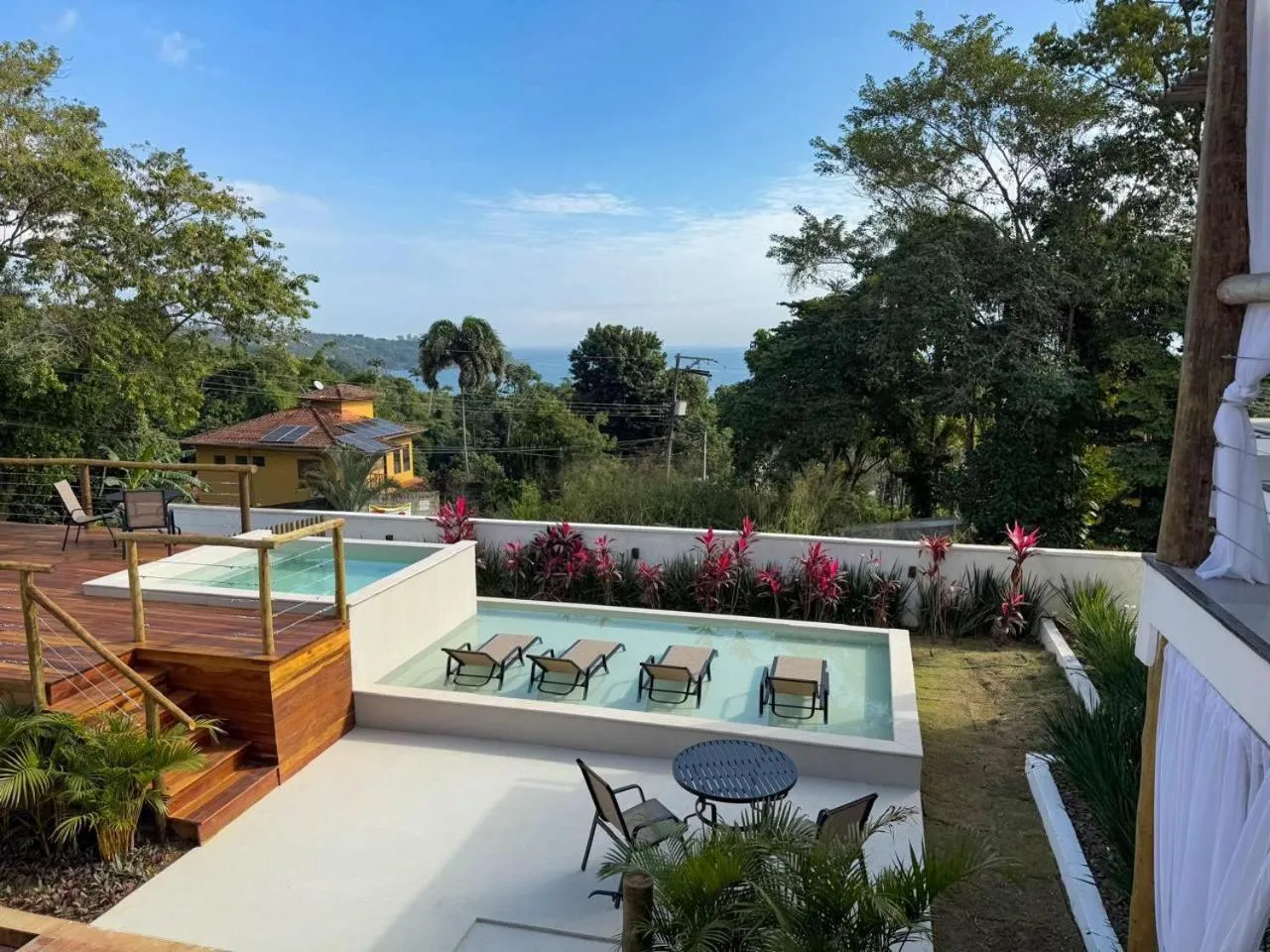 Santomar Guest House