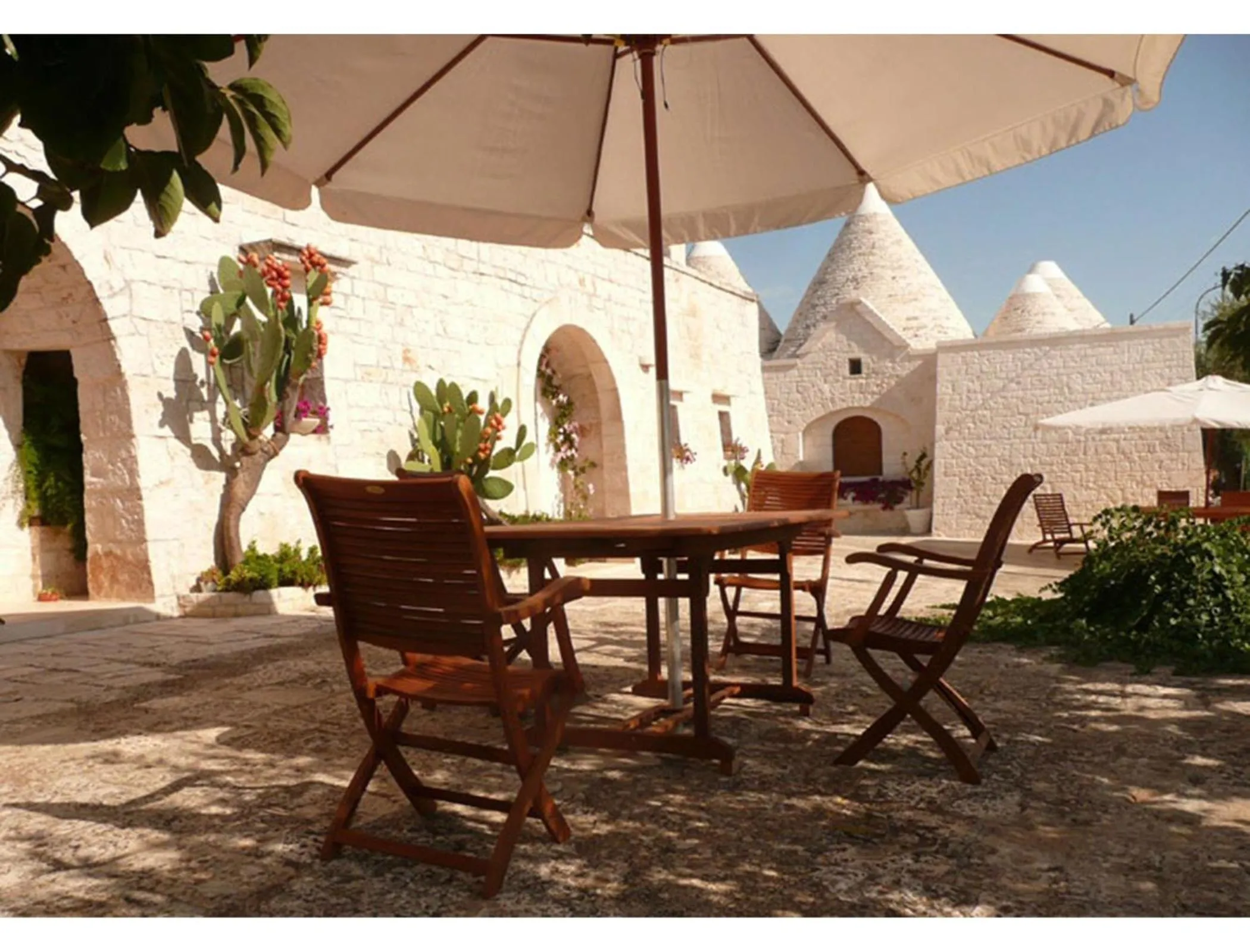 Facade/entrance in B&B Via dei Trulli