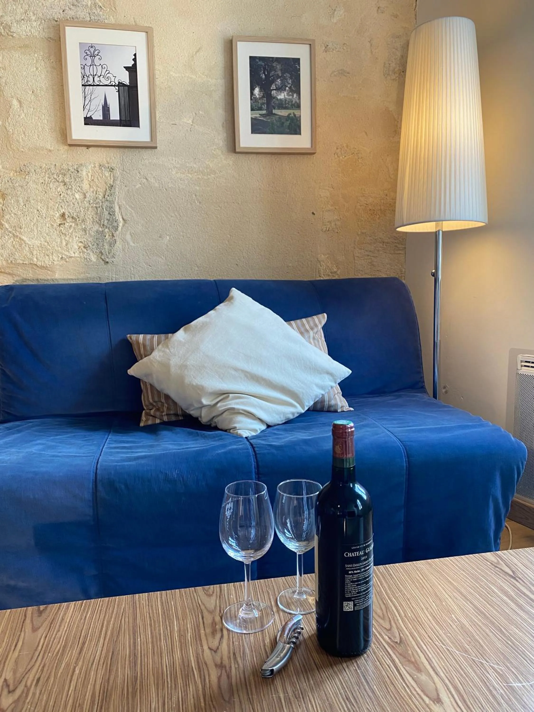 Seating area in APARTHOTEL Appartement Saint Emilion