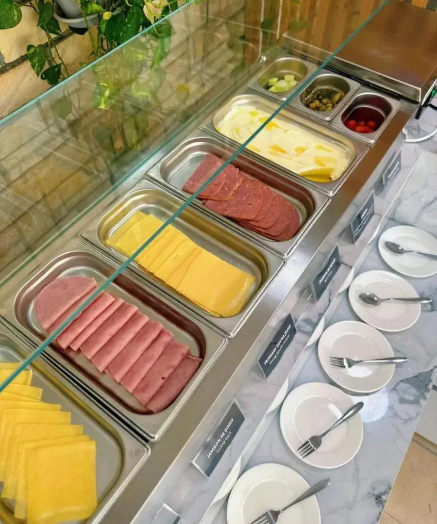 Buffet breakfast in Hôtel AL AFIFA Buffet breakfast in Hôtel AL AFIFA