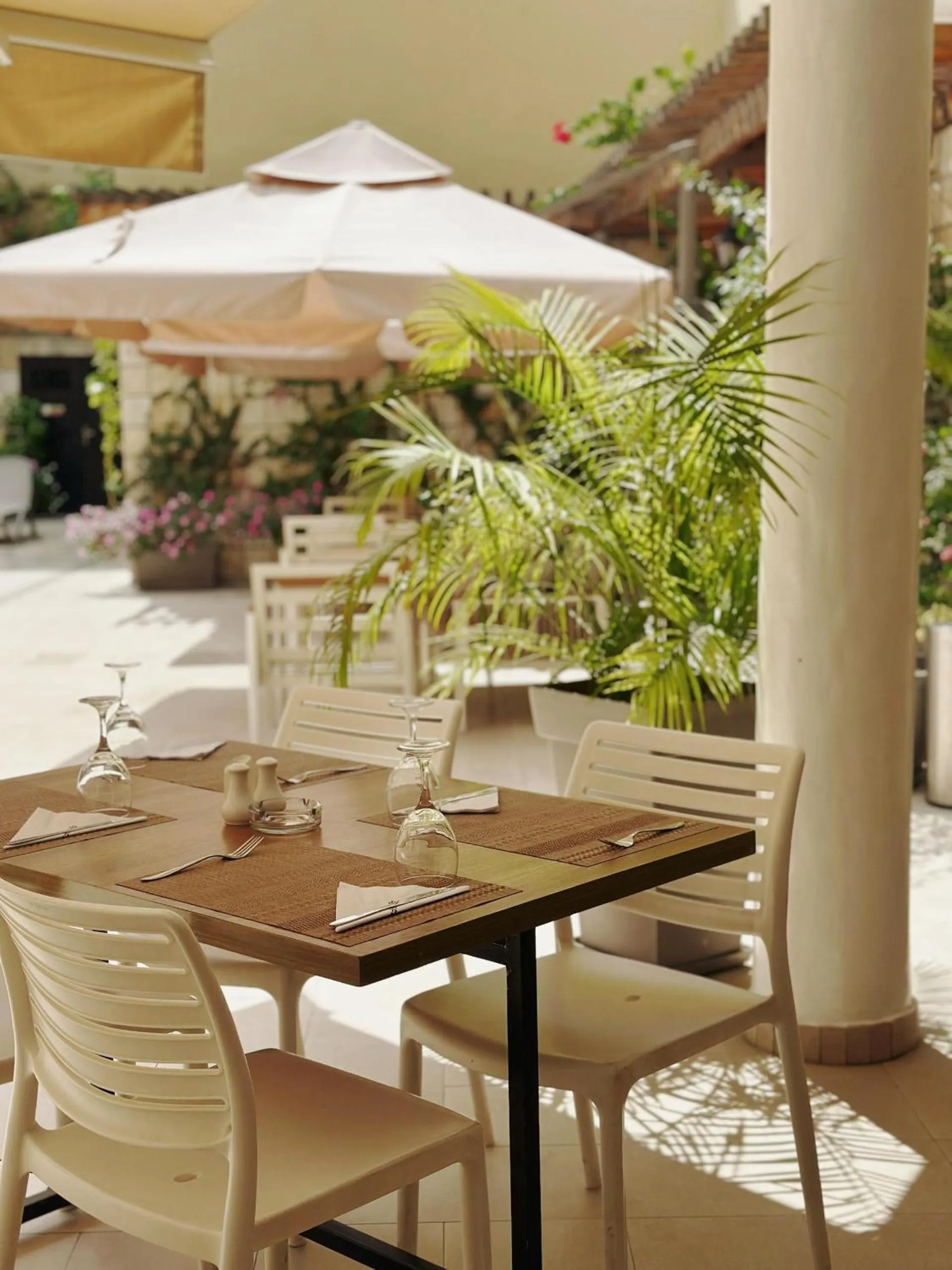 Patio in Hôtel AL AFIFA