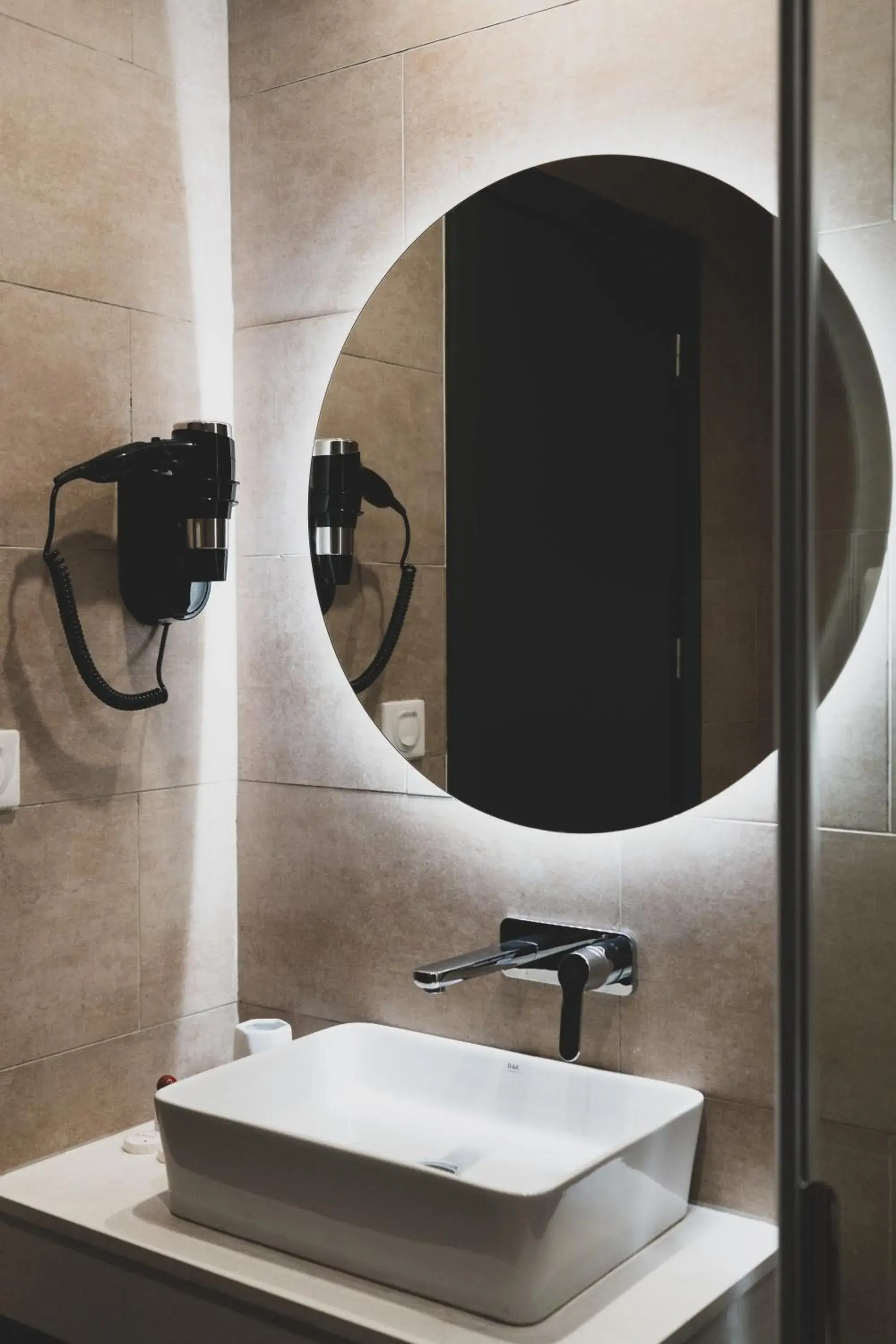 Bathroom in Hôtel AL AFIFA Bathroom in Hôtel AL AFIFA