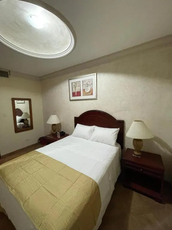 Photo of the whole room, Bed in Hotel Plaza Express