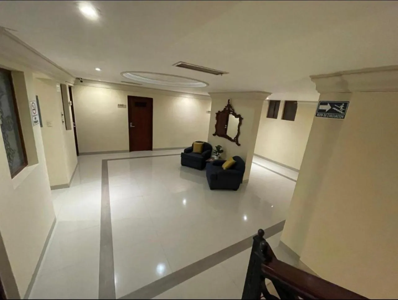 Lobby or reception in Hotel Plaza Express