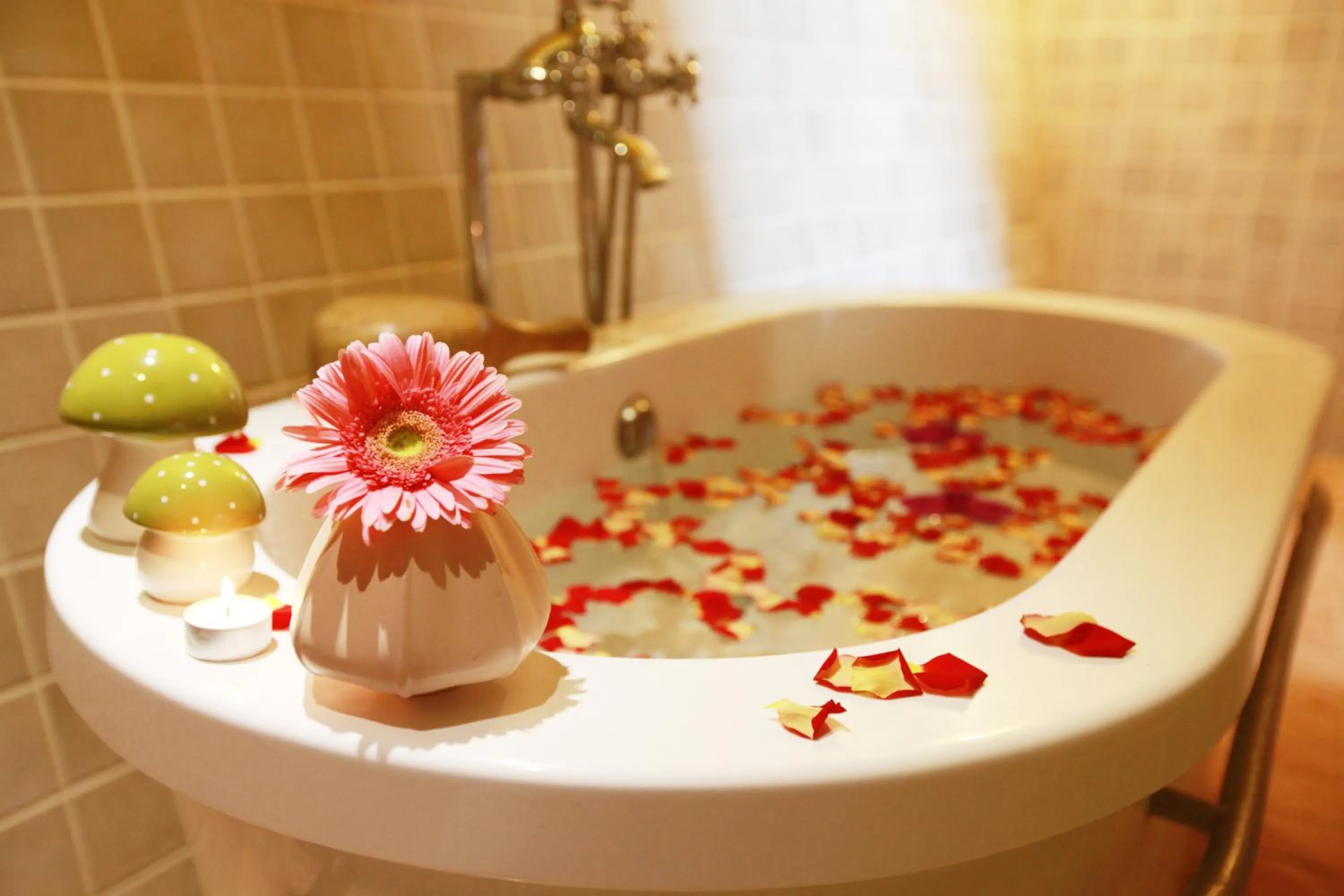 Bath in Hao Wang Jiao House