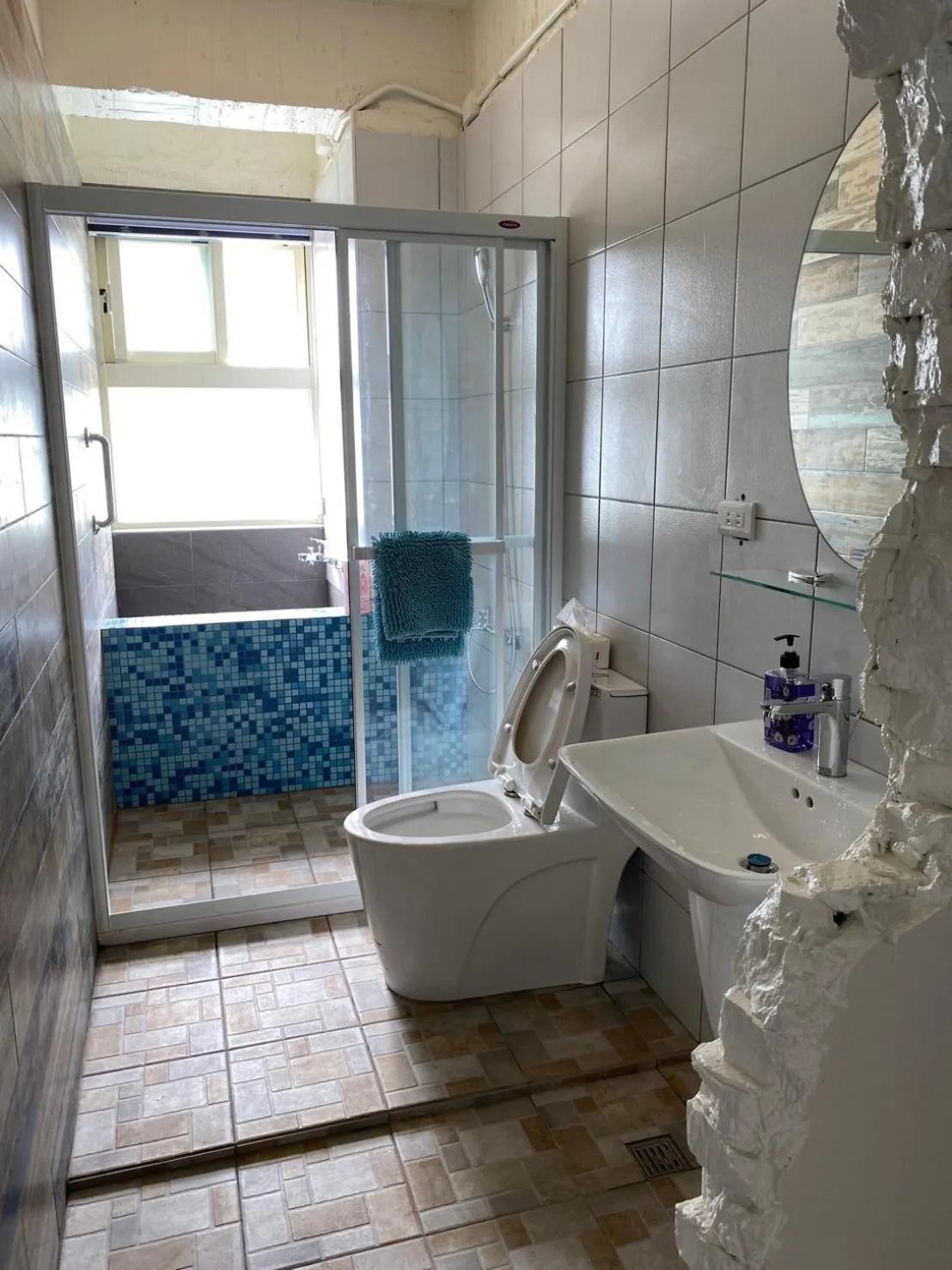 Toilet in Hao Wang Jiao House