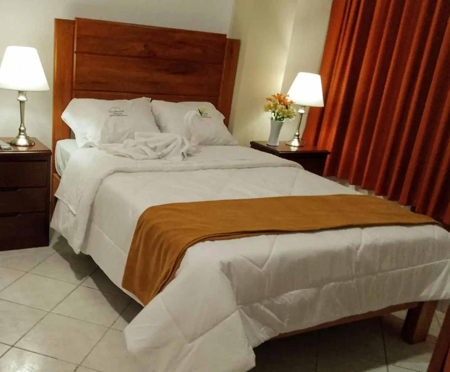 Queen Room in HOTEL LOS ANDES SUITE Queen Room in HOTEL LOS ANDES SUITE