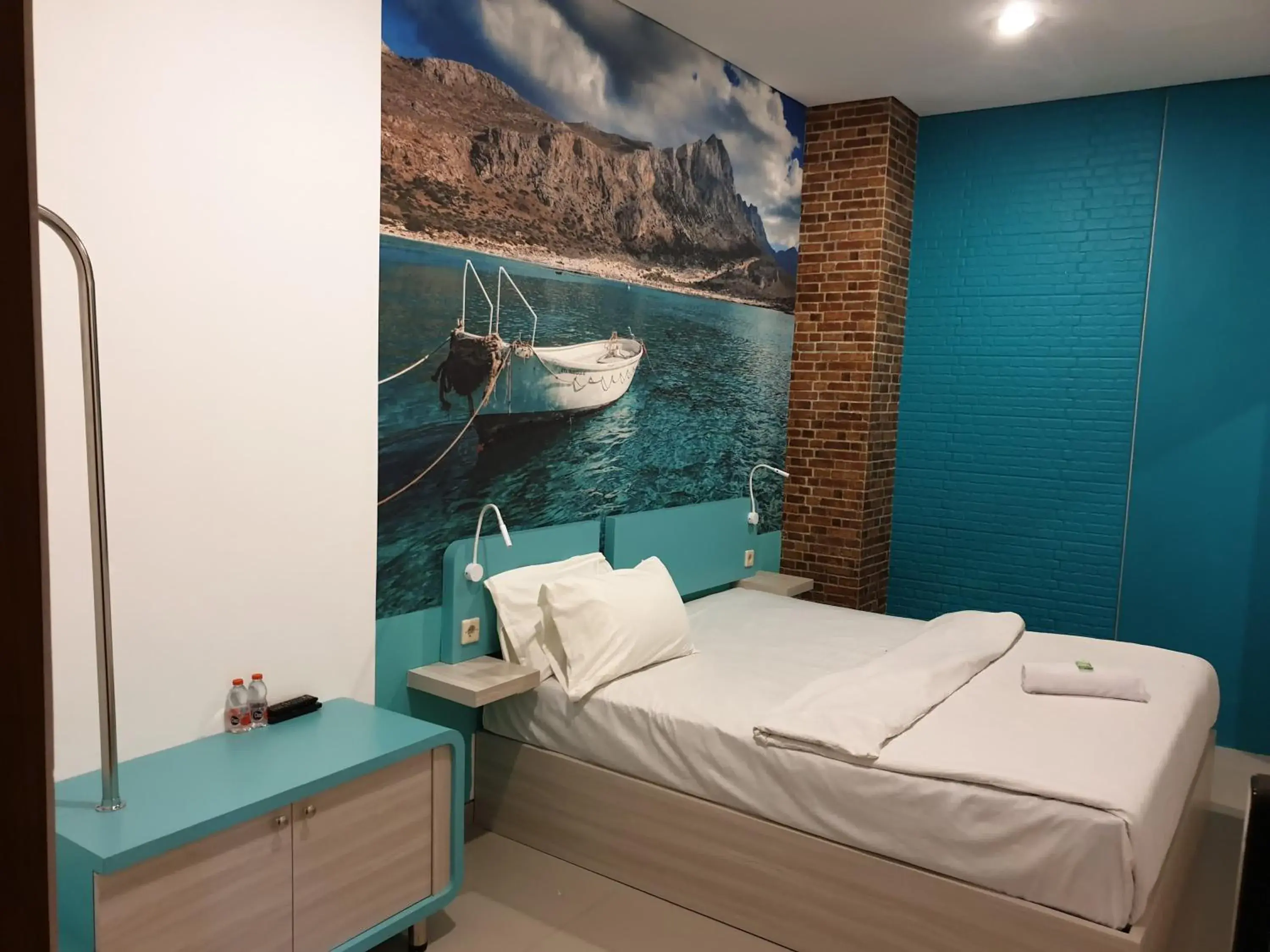 Superior Deluxe Double or Twin Room in Cozy centre Simpang Lima Semarang Superior Deluxe Double or Twin Room in Cozy centre Simpang Lima Semarang