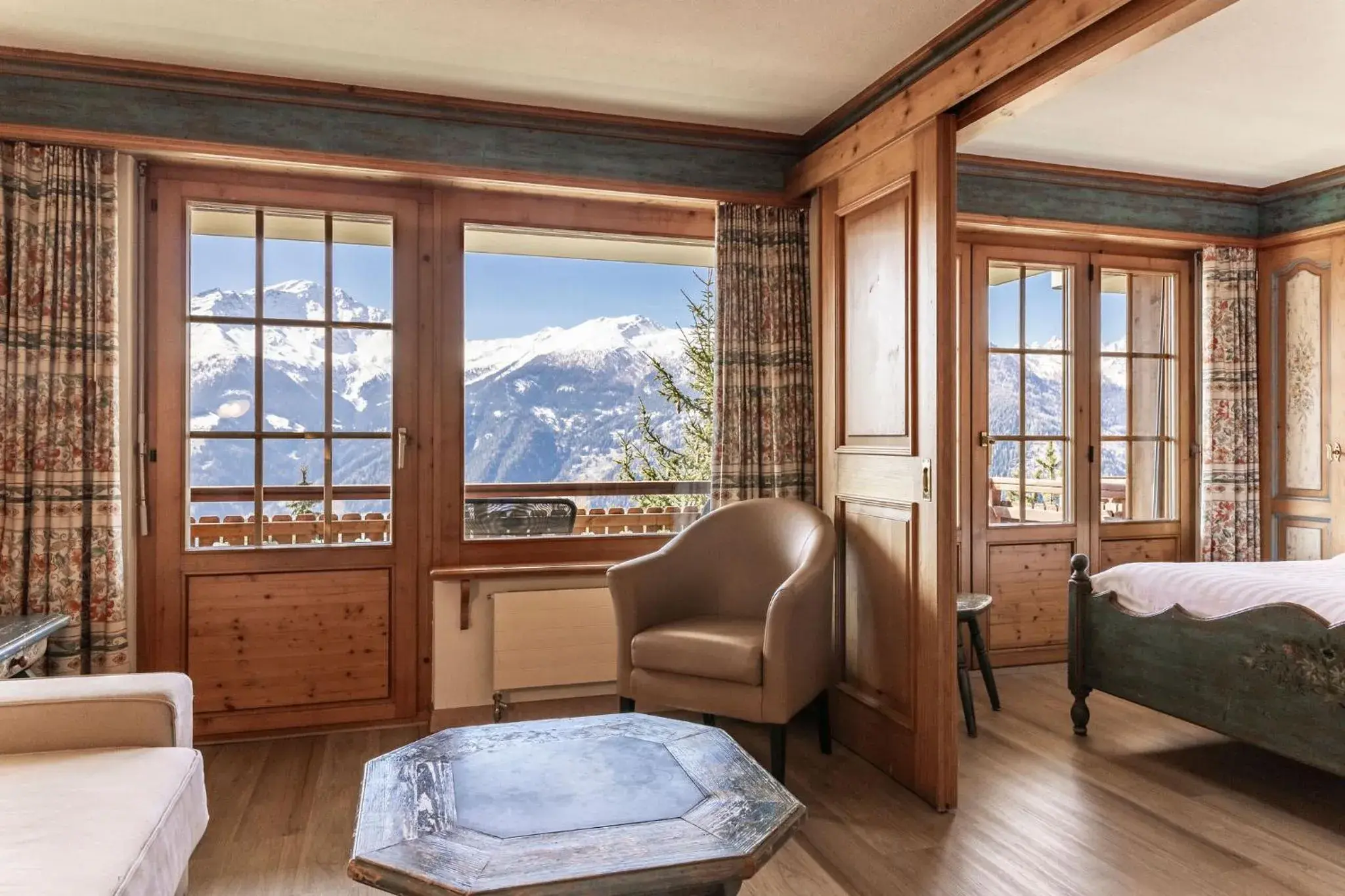 Deluxe Suite in Hotel Montpelier Deluxe Suite in Hotel Montpelier