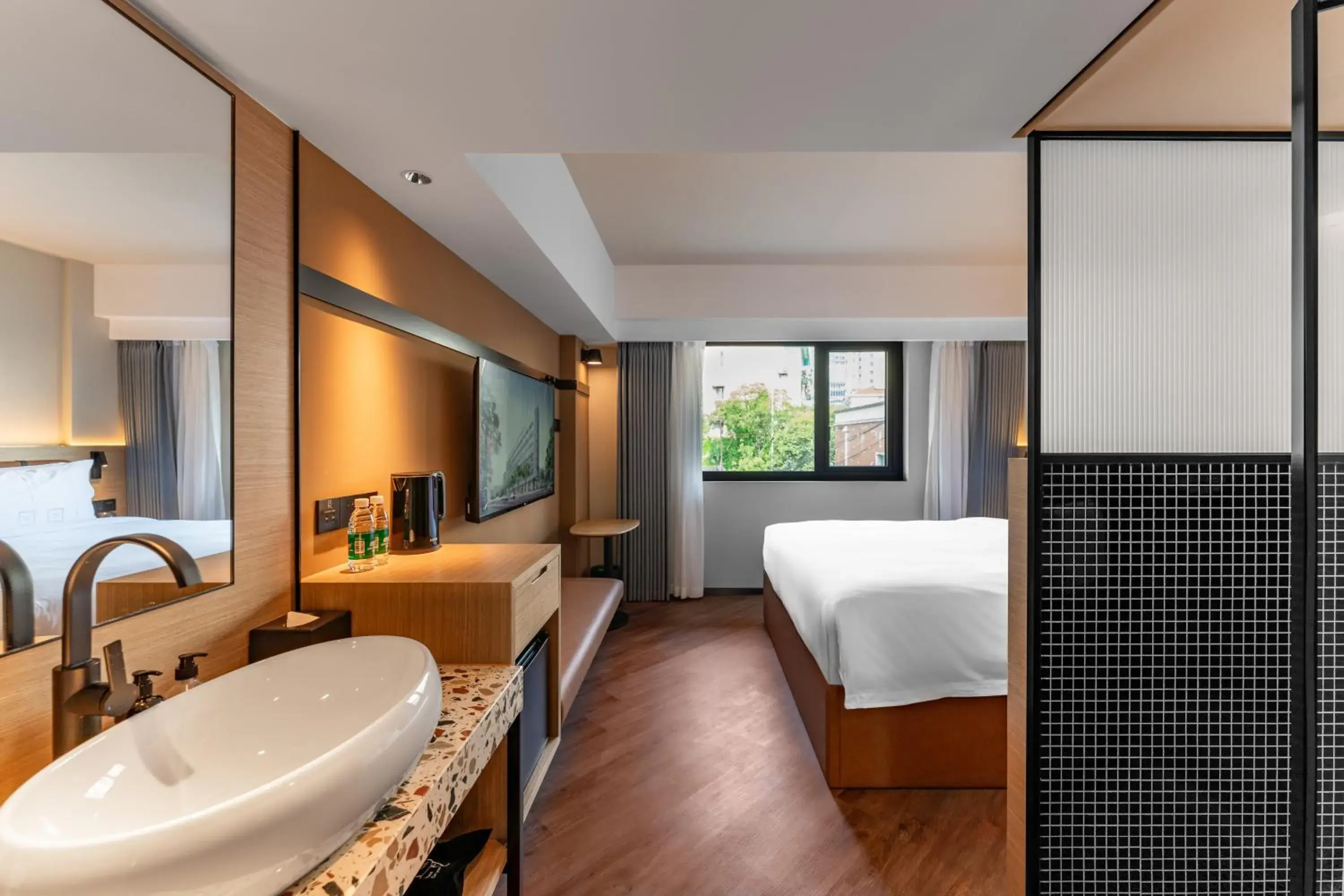 Superior Double Room in Mia Hotel - Shanghai Xuhui Jiaotong University Superior Double Room in Mia Hotel - Shanghai Xuhui Jiaotong University