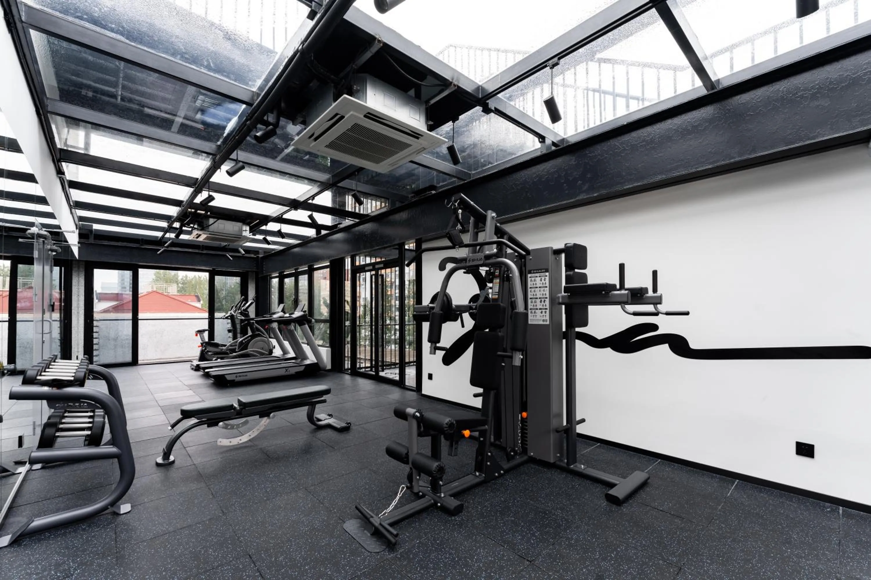 Fitness centre/facilities in Mia Hotel - Shanghai Xuhui Jiaotong University