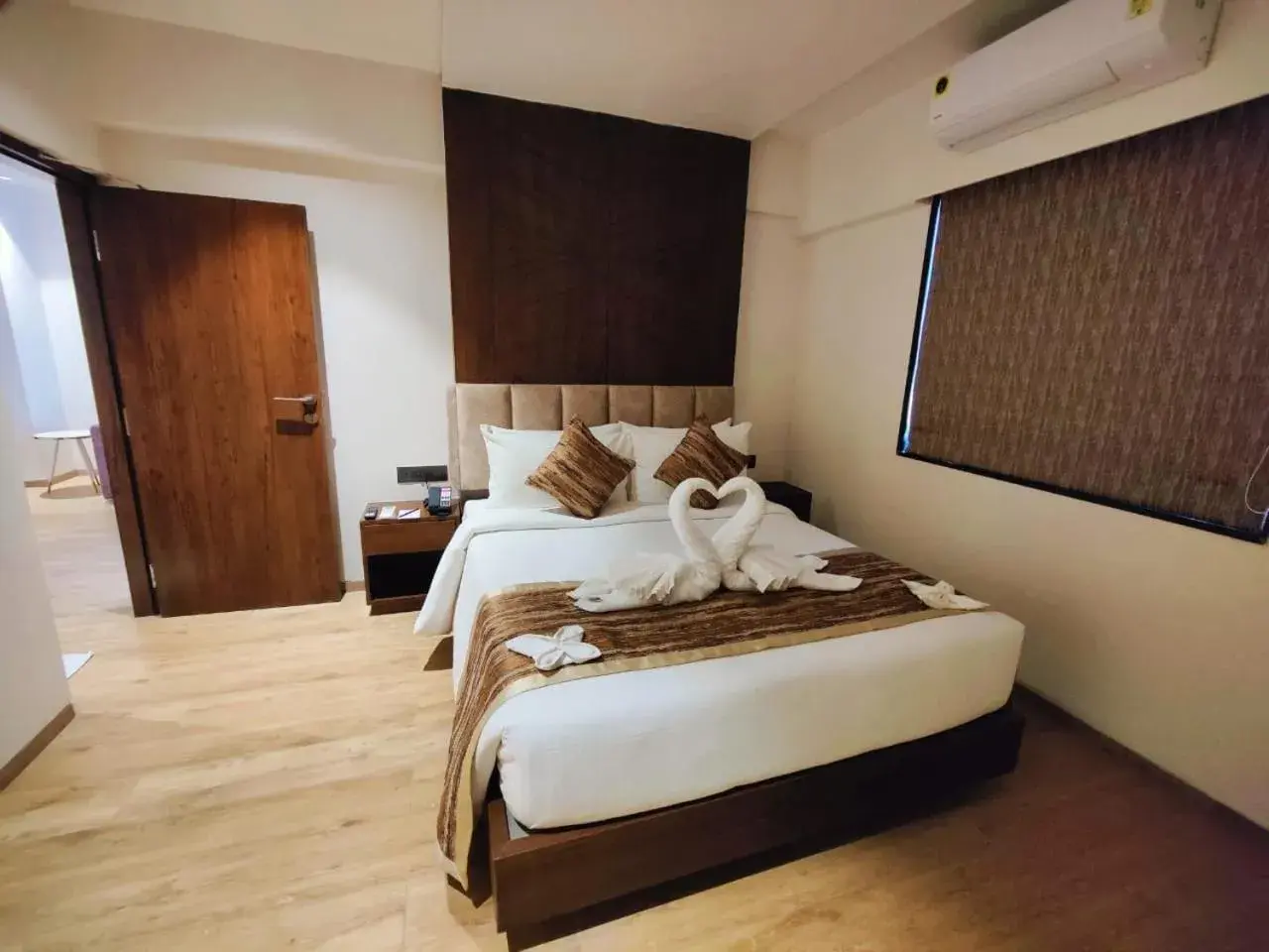 Executive Suite - single occupancy in Regenta Place Igatpuri Executive Suite - single occupancy in Regenta Place Igatpuri