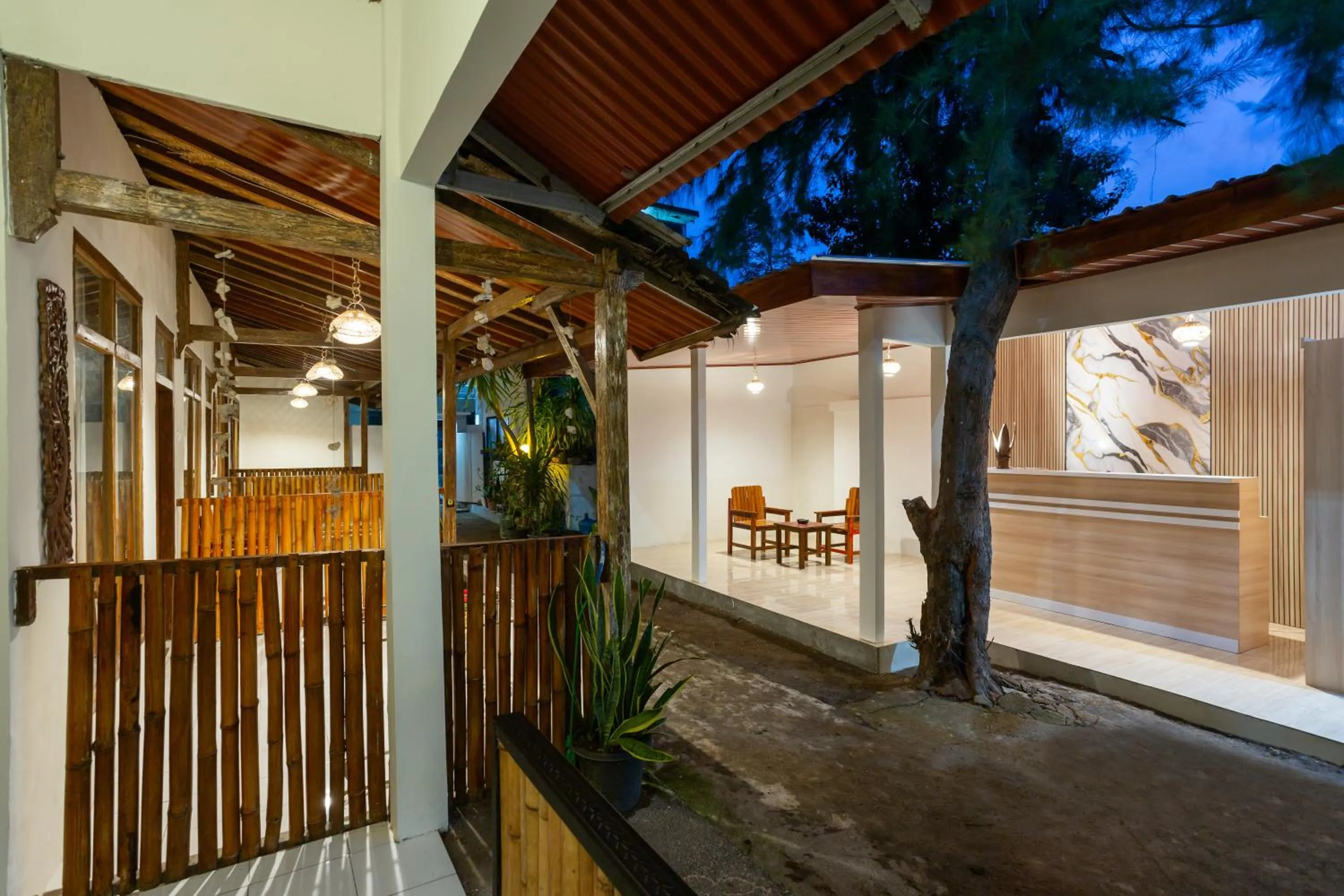 Lobby or reception in Creative Trawangan Stay