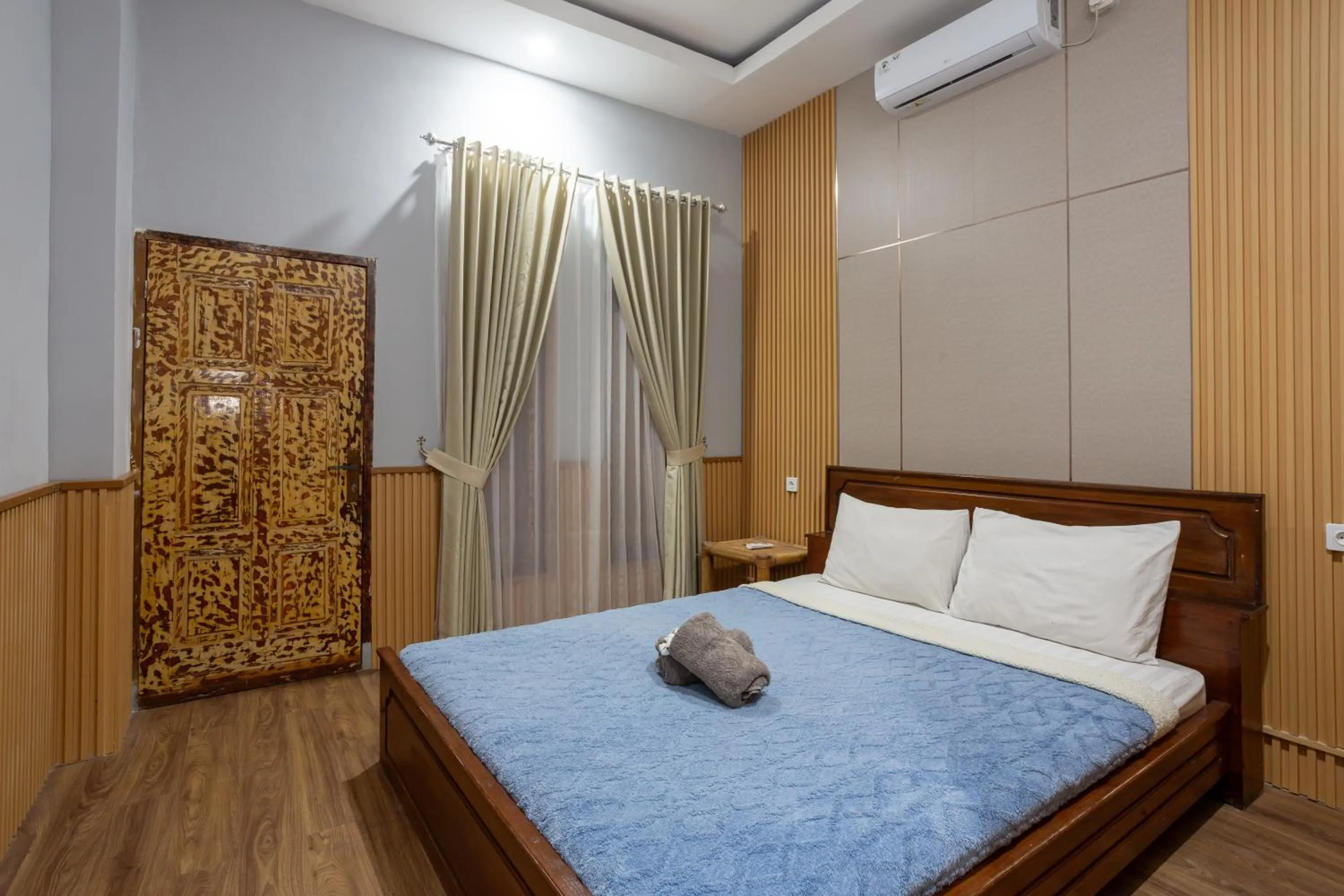 Bed in Creative Trawangan Stay