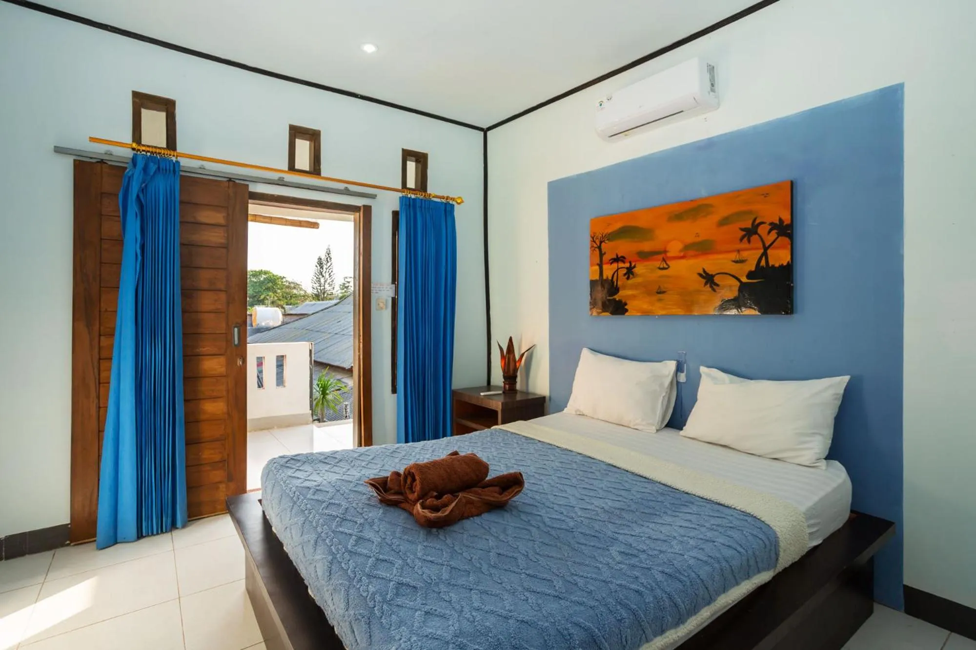 View (from property/room), Bed in Creative Trawangan Stay