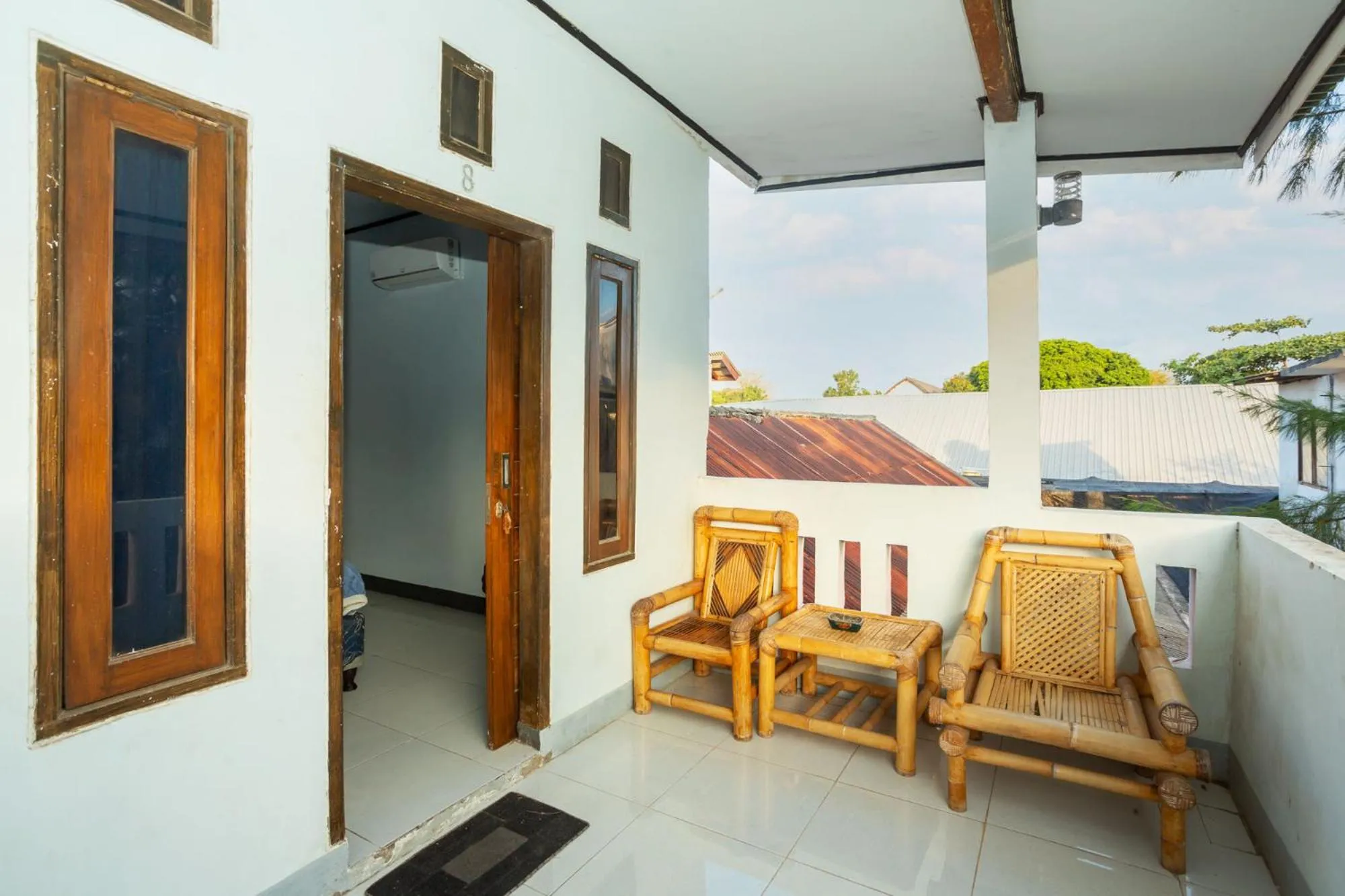 Balcony/Terrace in Creative Trawangan Stay