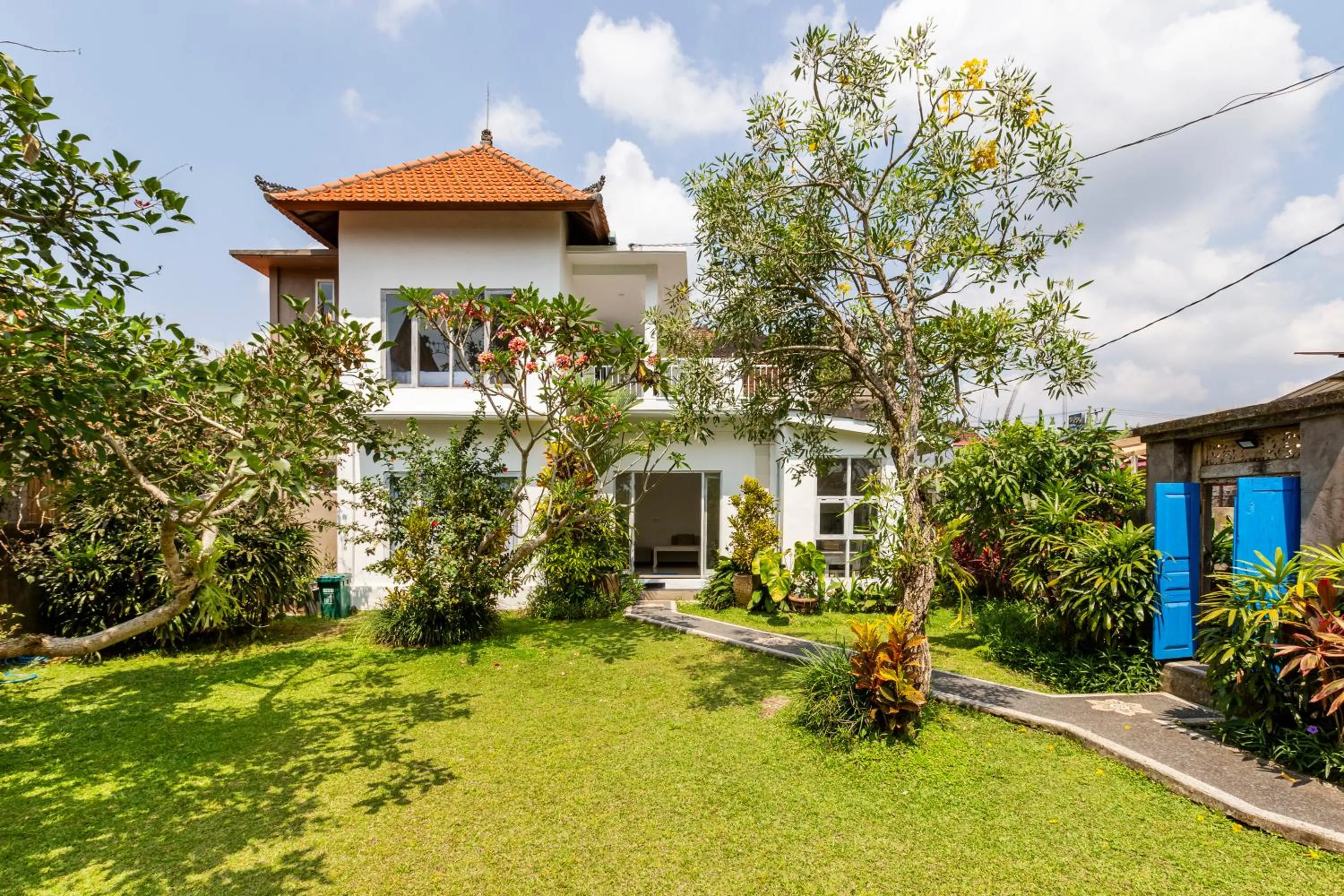 Property Building in Villa Sonia Bisma