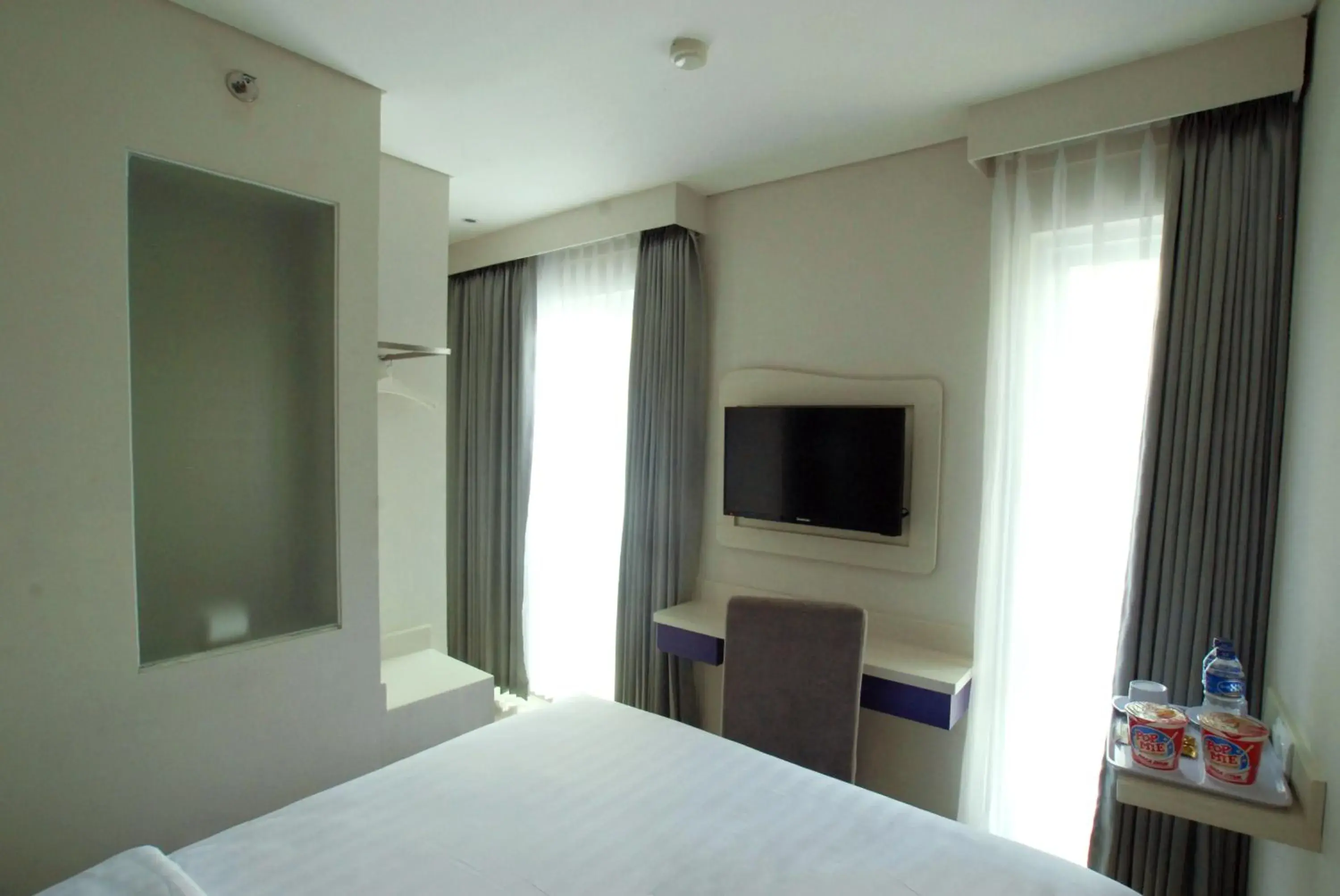 Day, Bed in Vio Veteran Day, Bed in Vio Veteran