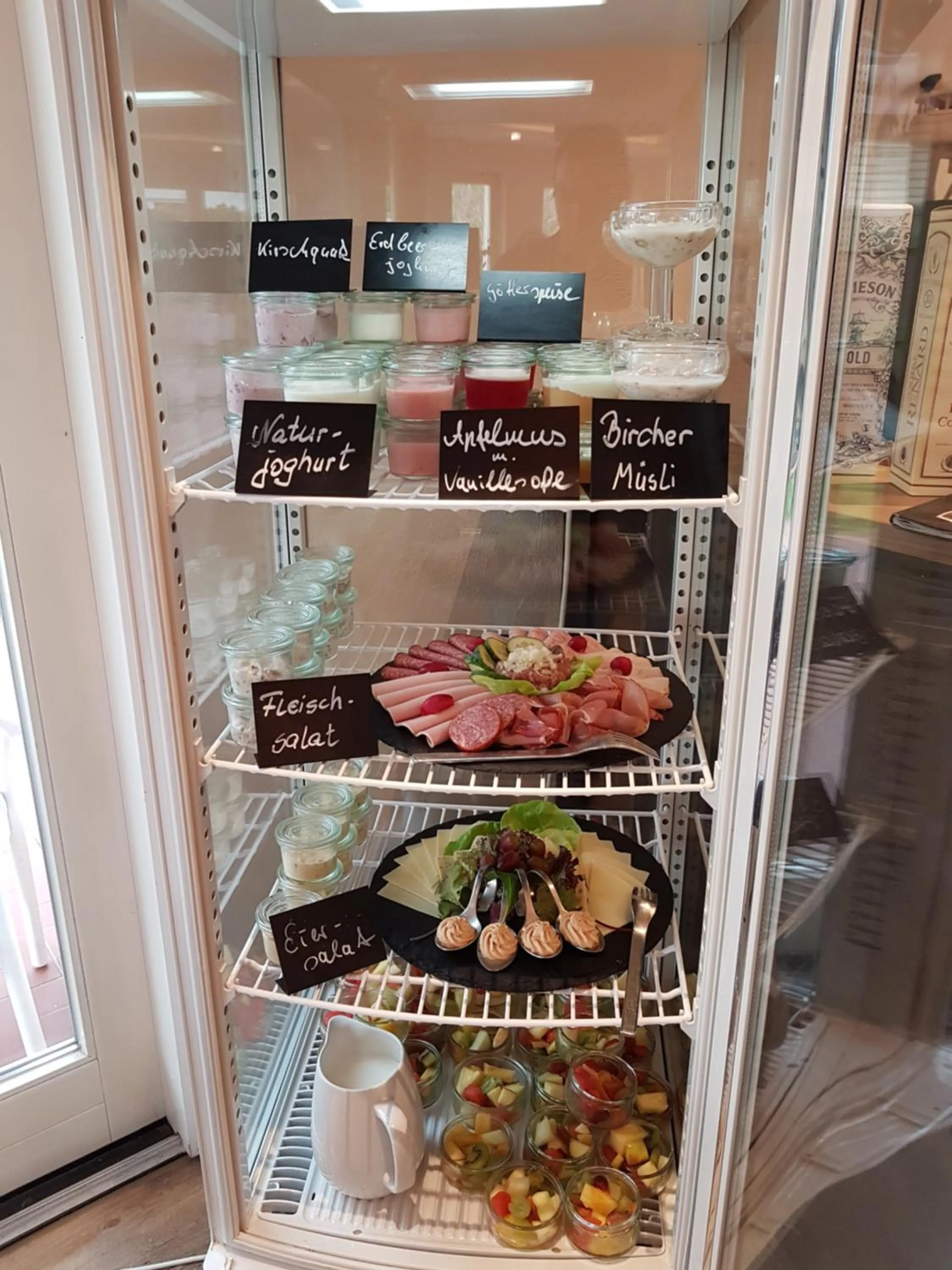 Buffet breakfast in Hotel Am Fleesensee