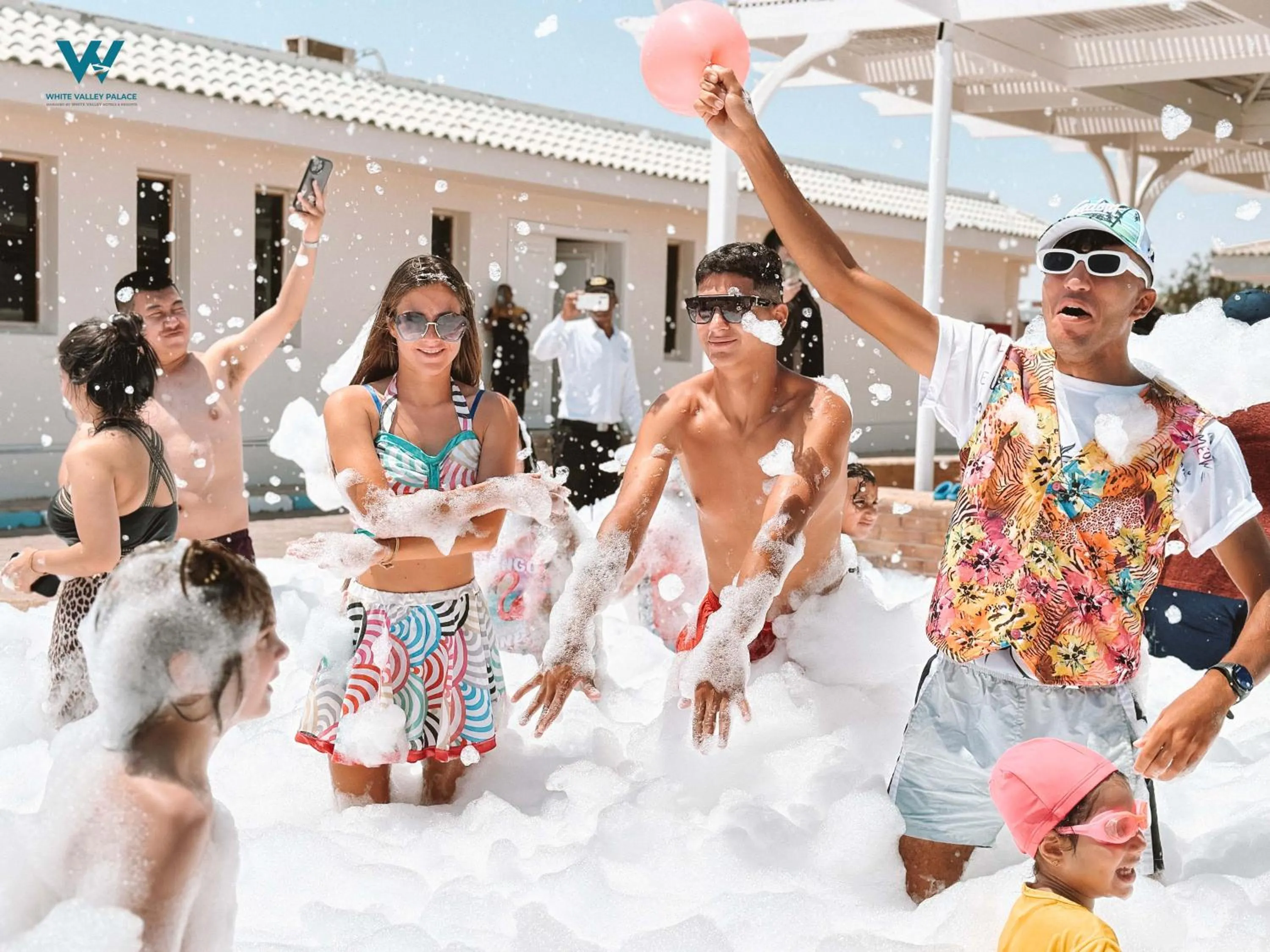 Entertainment in White Valley Palace