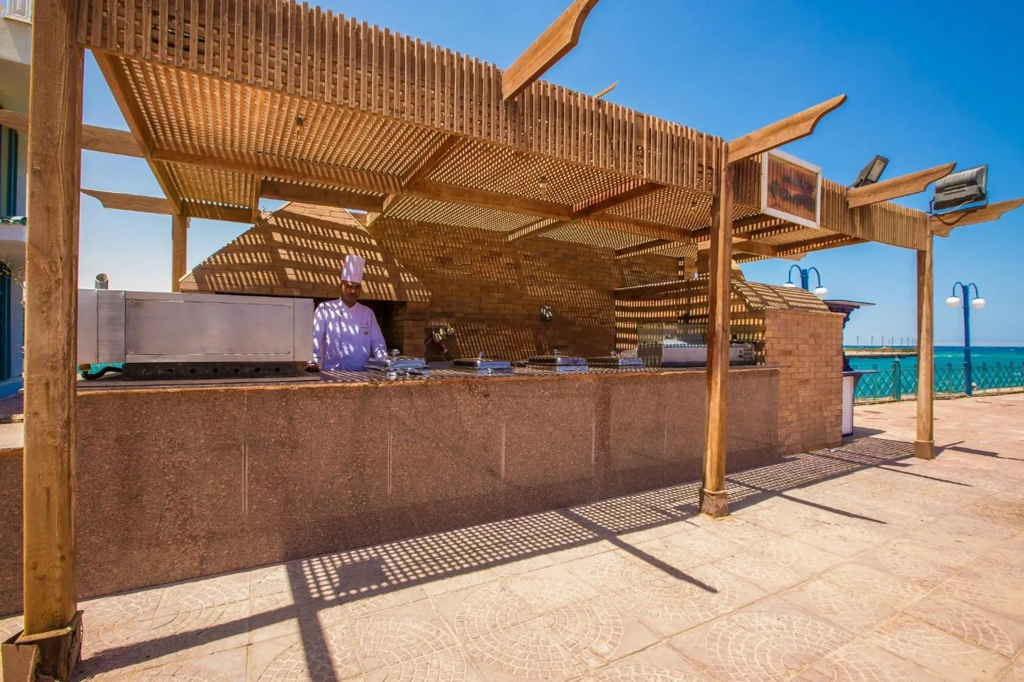 BBQ facilities in White Valley Palace