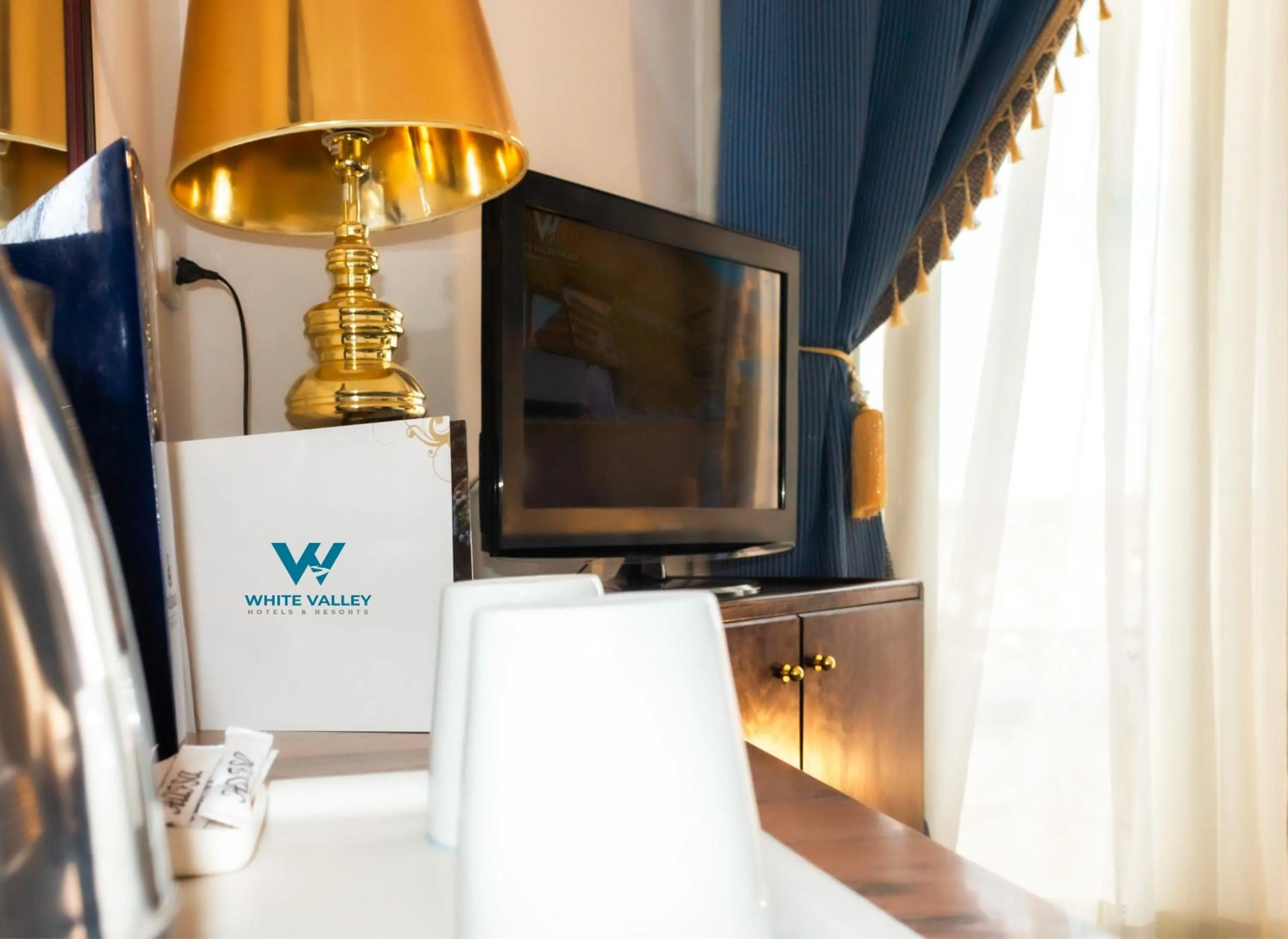 Photo of the whole room in White Valley Palace