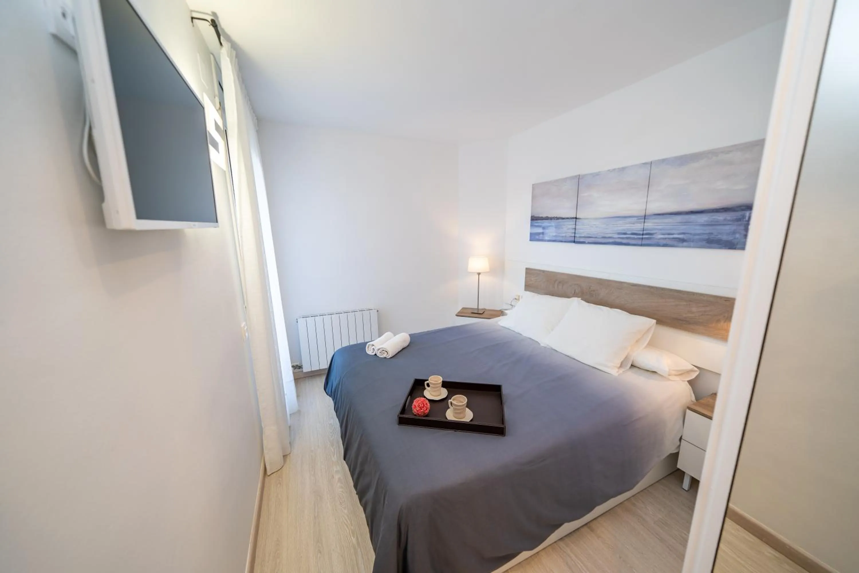 Bedroom, Bed in HomeHolidaysRentals Bluemar-Costa Barcelona