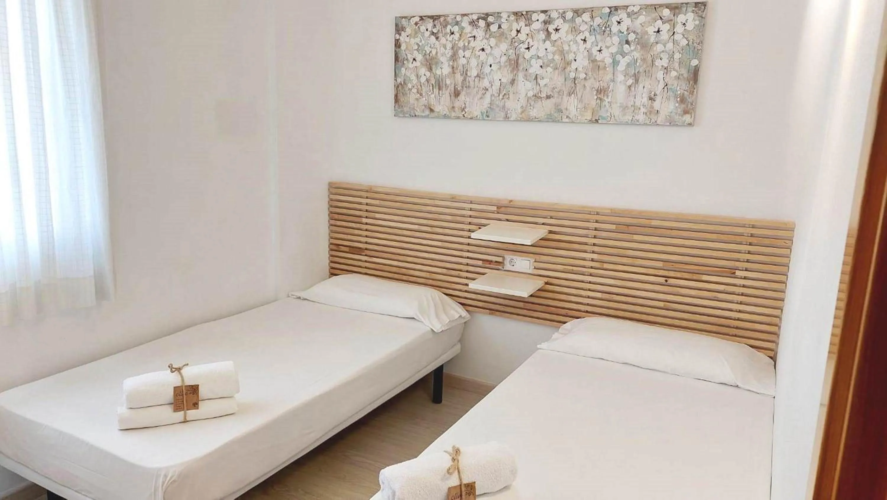 Bedroom, Bed in HomeHolidaysRentals Bluemar-Costa Barcelona