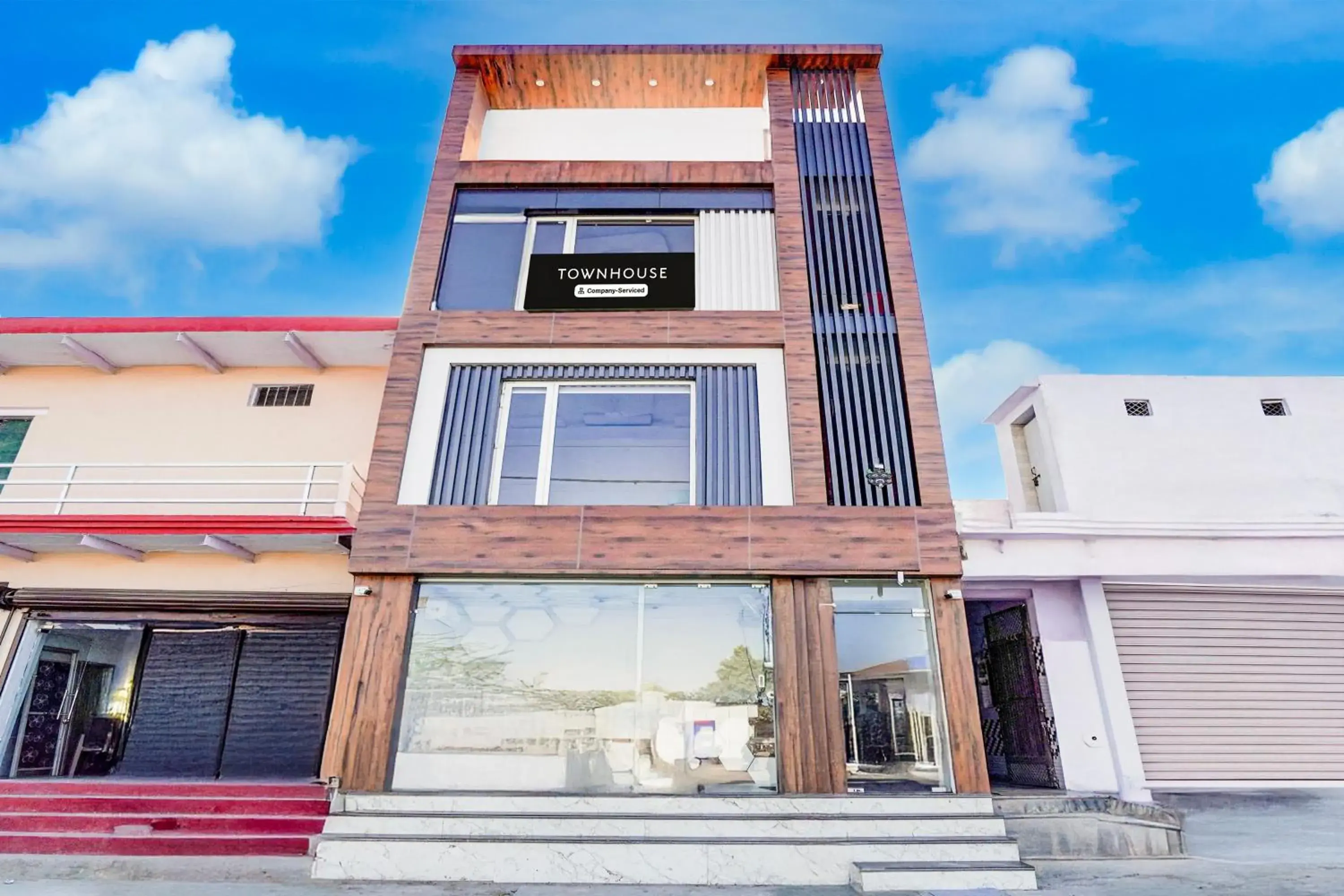 Super Townhouse Govardhan Super Townhouse Govardhan