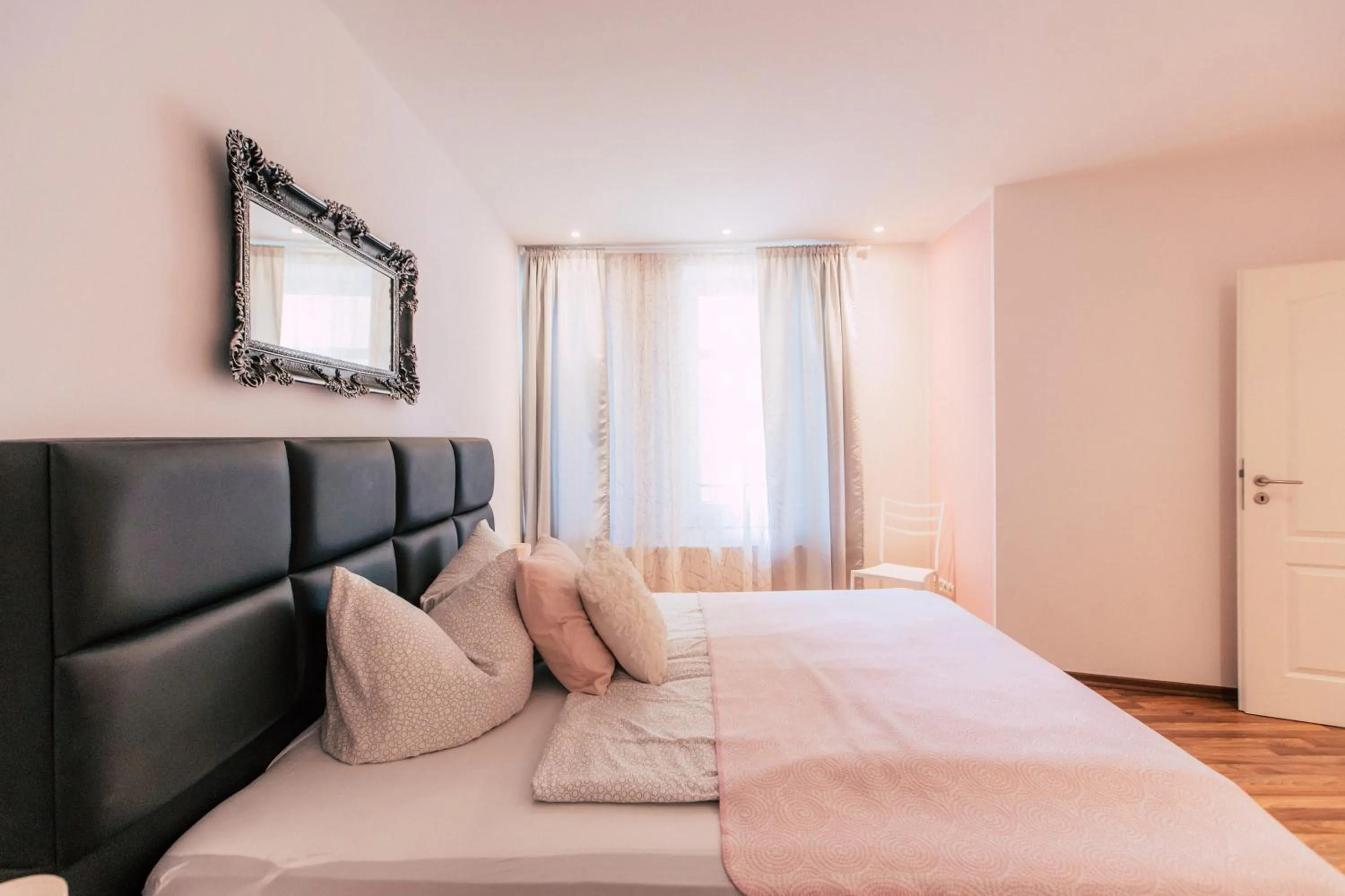 Photo of the whole room in Hentschels Apartments