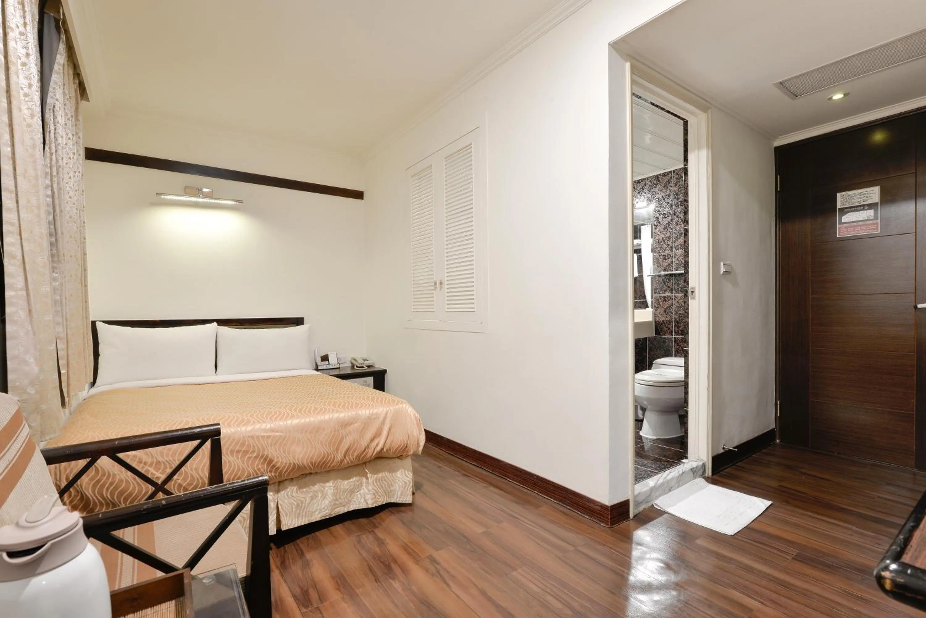 Photo of the whole room in Kaja Hotel