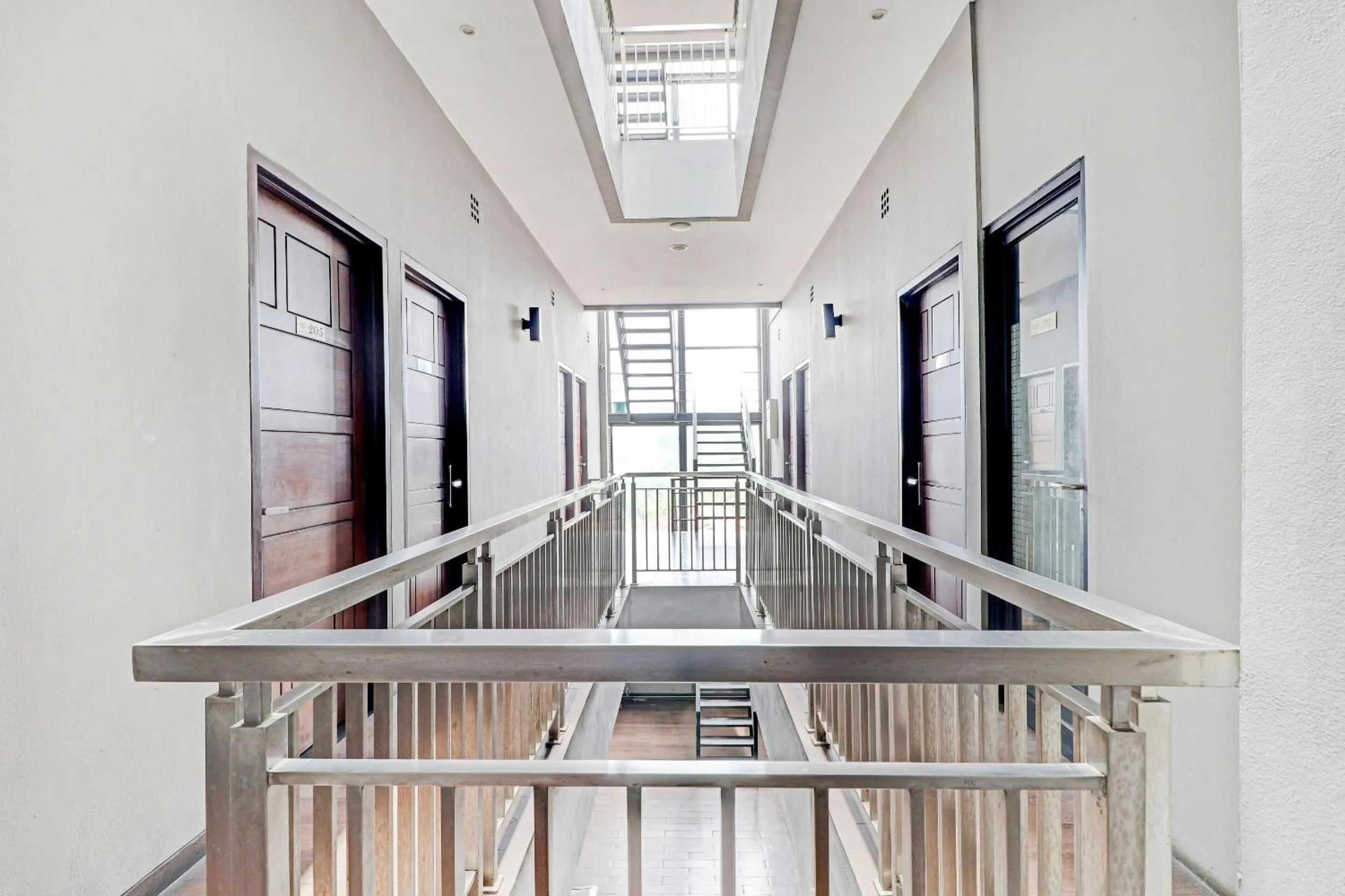 Lobby or reception in Hotel O Cihampelas Near Ciwalk Formerly D'River Guest House