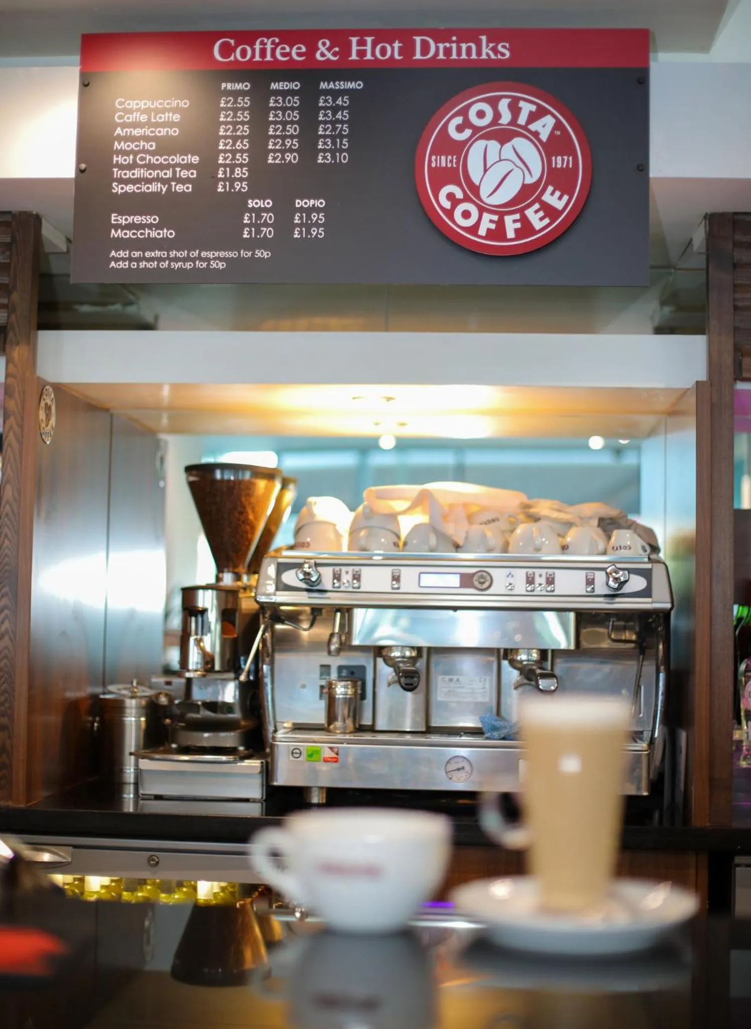 Lounge or bar in Holiday Inn Express London Heathrow T5 by IHG